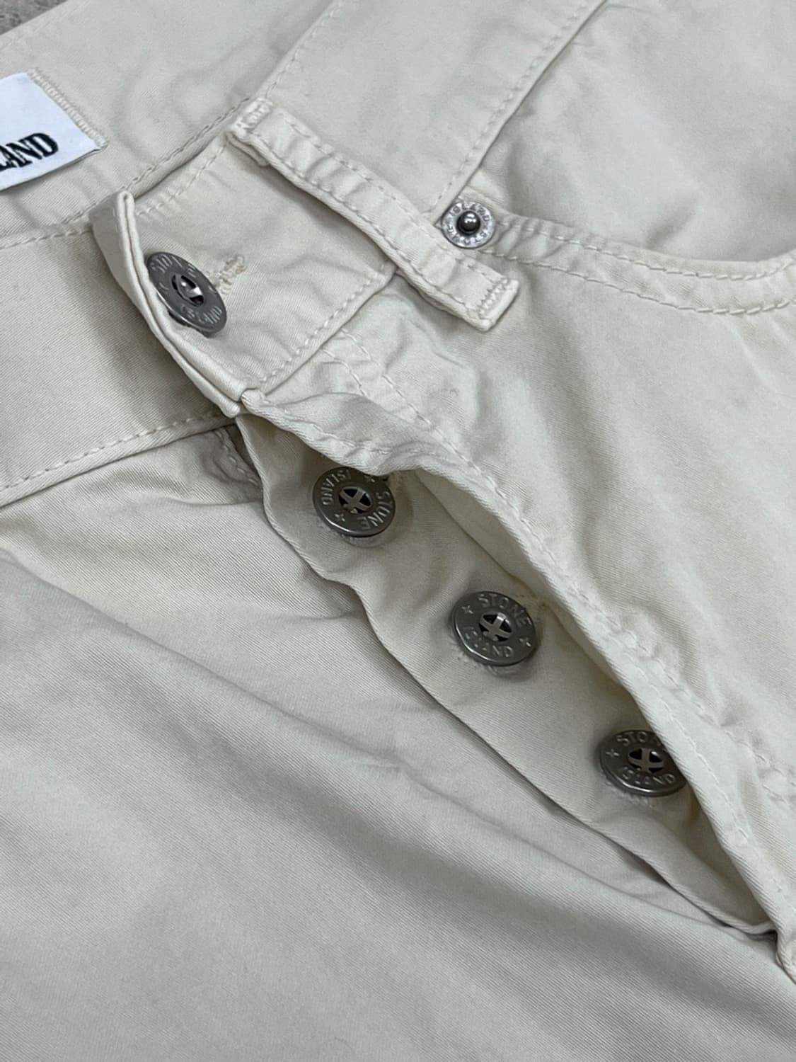 스톤아일랜드 와펜 아이보리 코튼 팬츠 상품이미지6