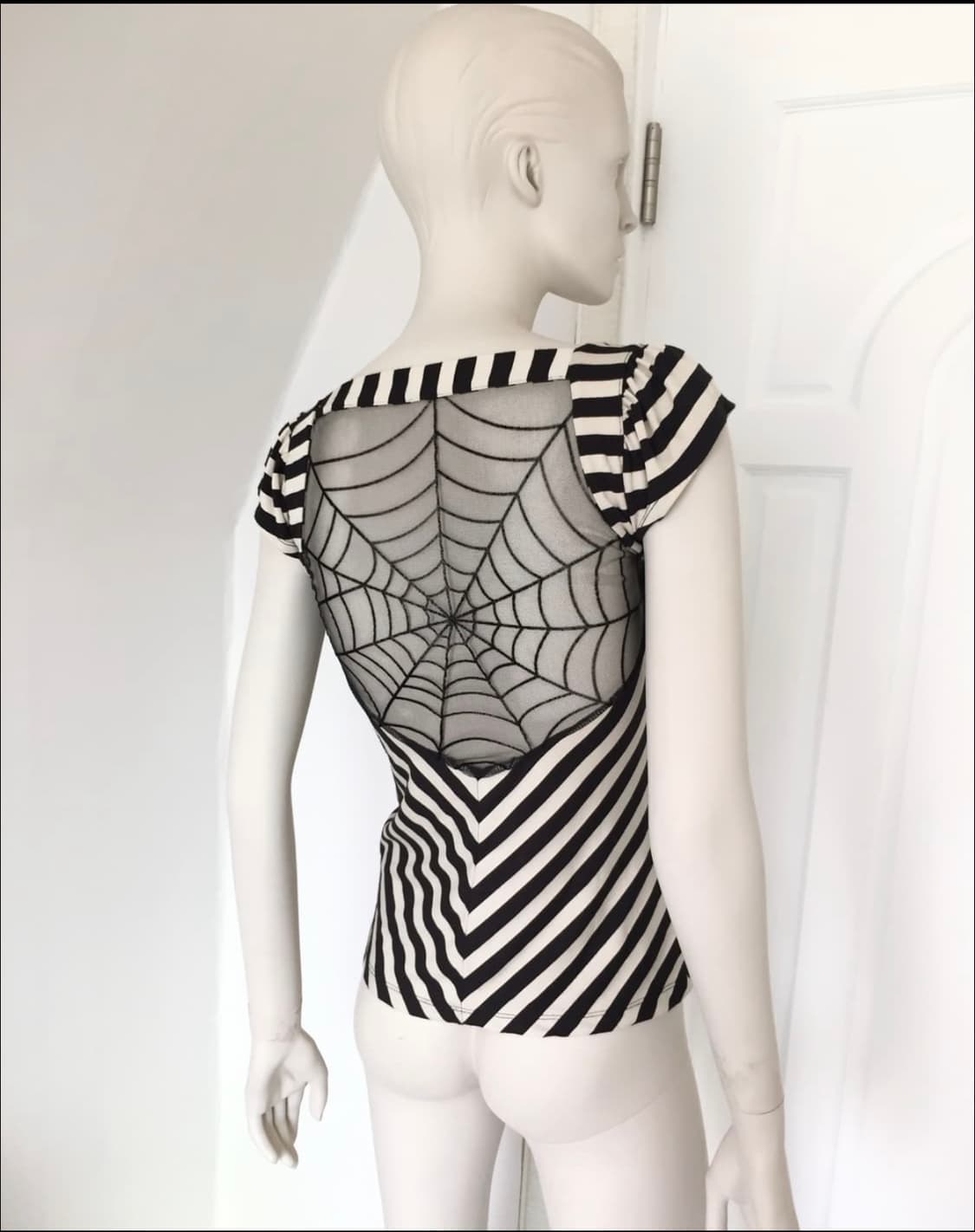 미스식스티 Spider Top 상품이미지1