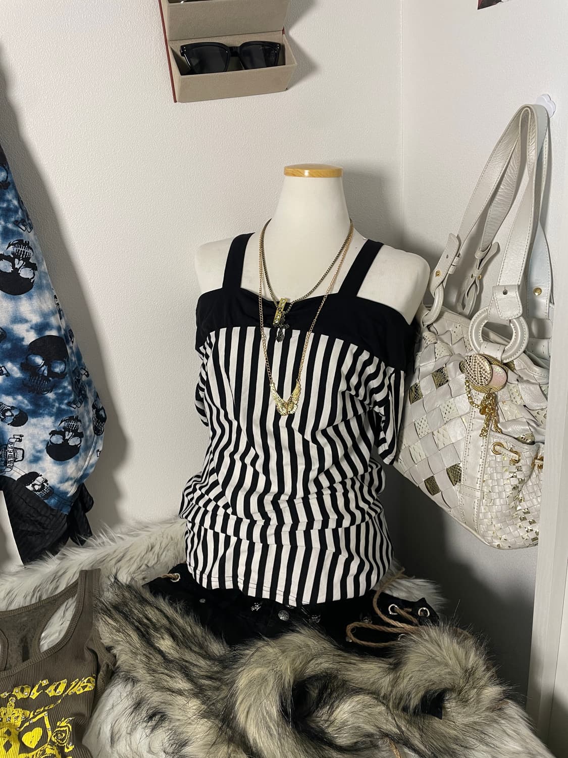 빈티지 갸루 스트라이프 오프숄더 티셔츠 상품이미지1