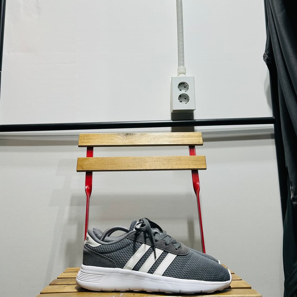 260) 아디다스 운동화 남성 남자 신발 Lite Racer 3.0그레이 상품이미지1