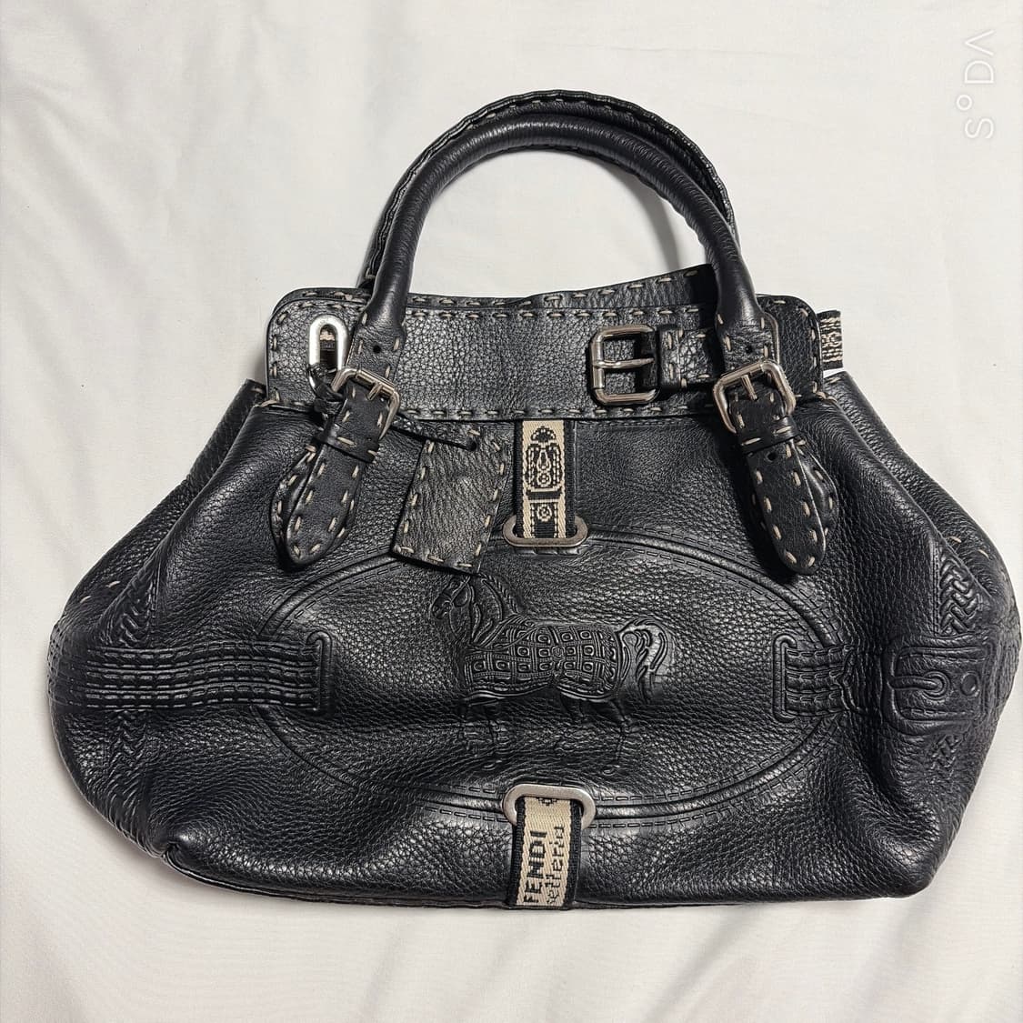 펜디 셀러리아 토트백 블랙 상품이미지1