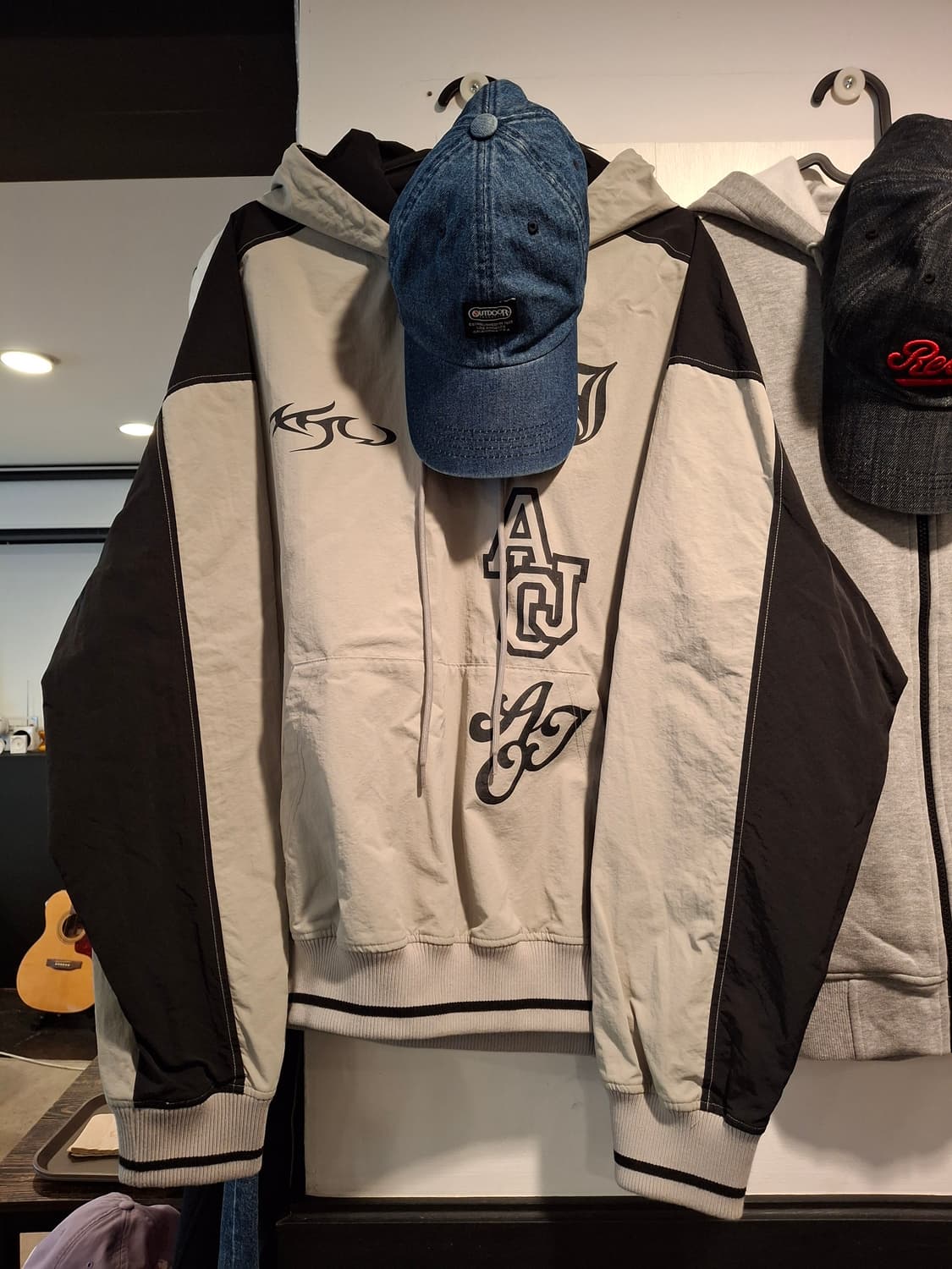 (마지막특가) 아조바이아조 후드맨투맨 상품이미지5