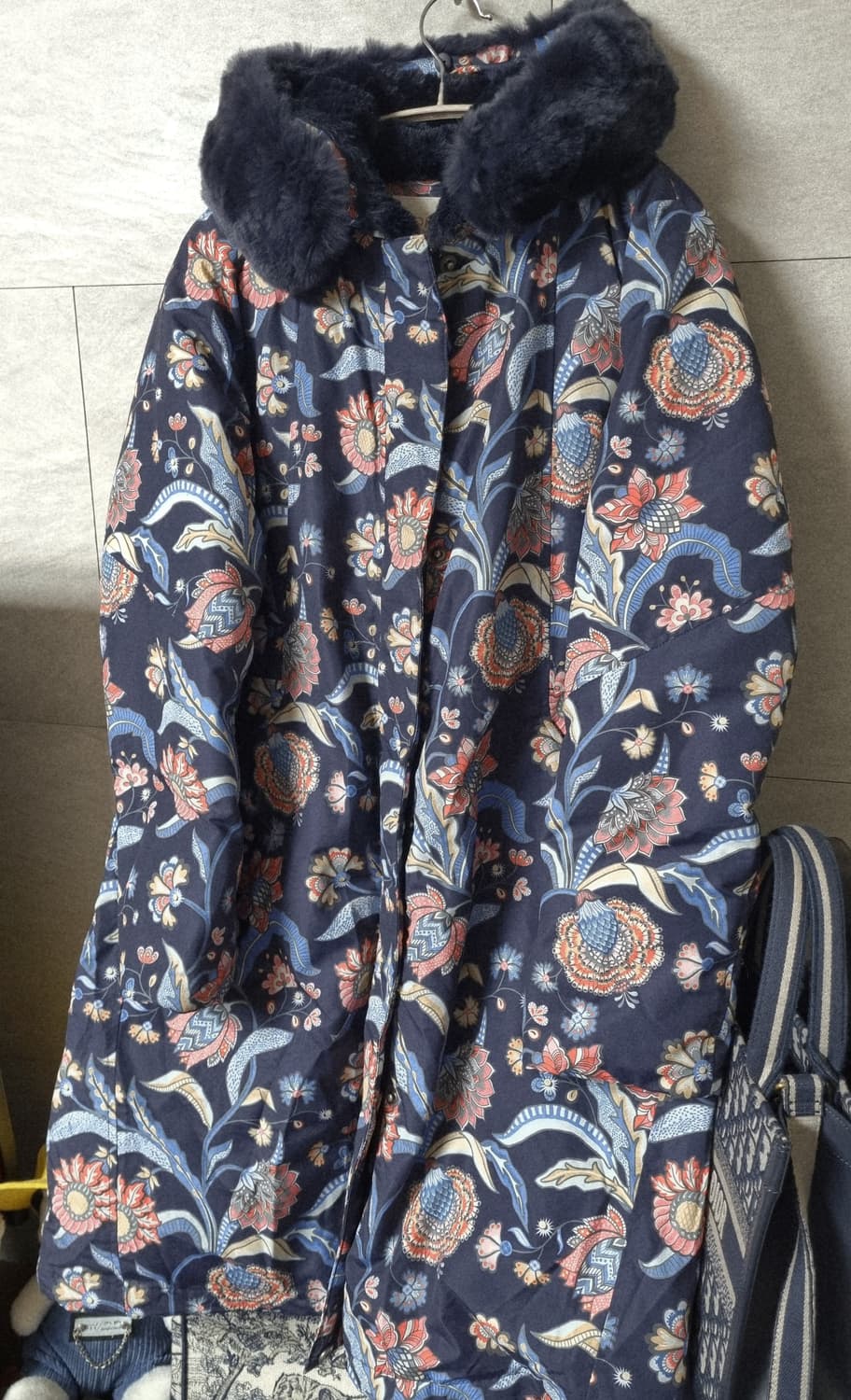 정품) 오일릴리 여성 패딩 상품이미지2