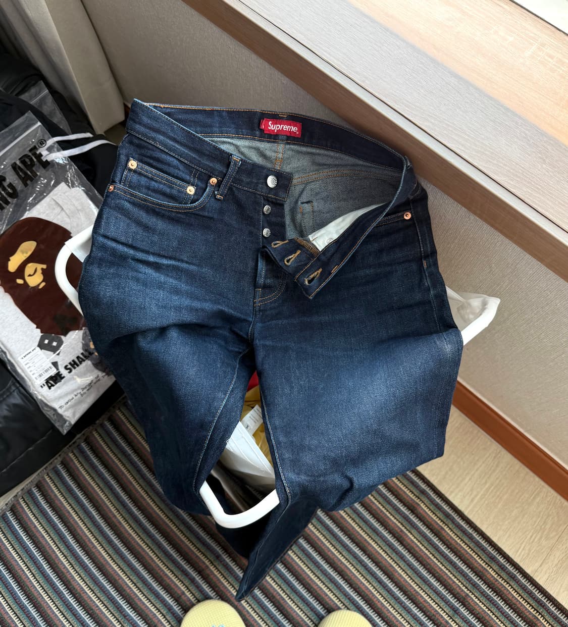 슈프림 리지드 데님 팬츠 상품이미지1