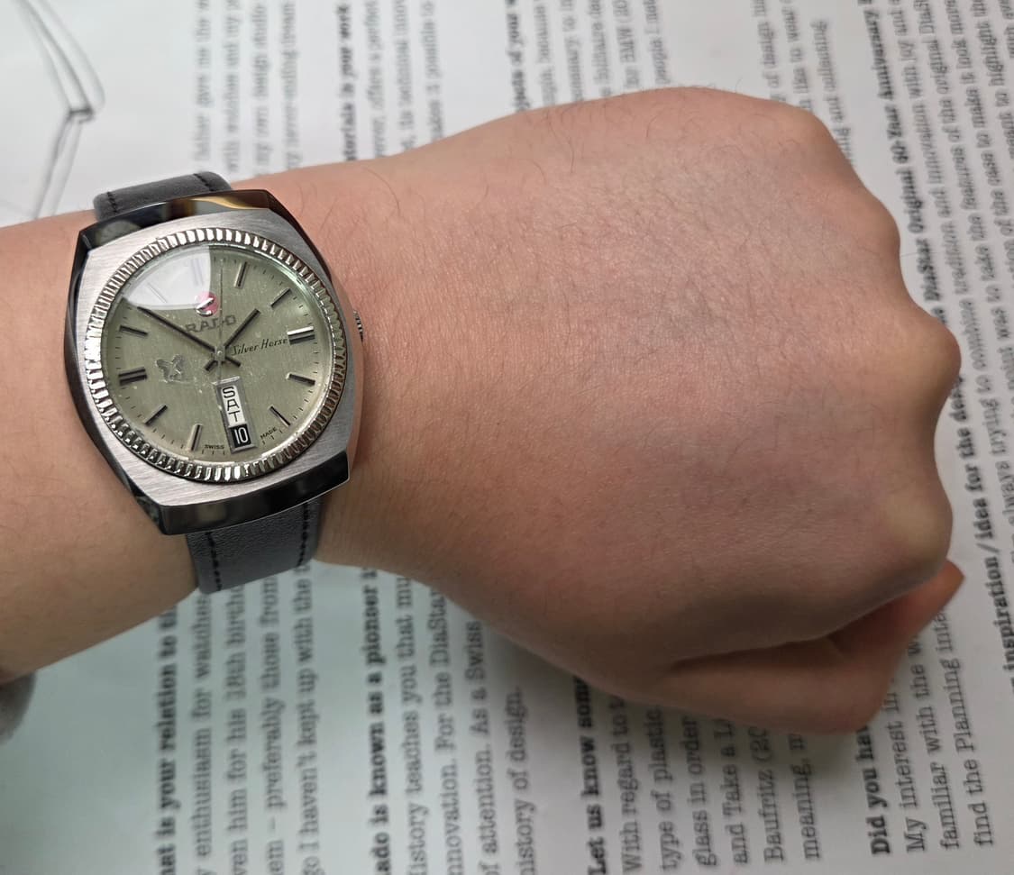 빈티지 라도 실버호스 플루티드베젤 순정 실버판 데이데이트 오토매틱 
 상품이미지8