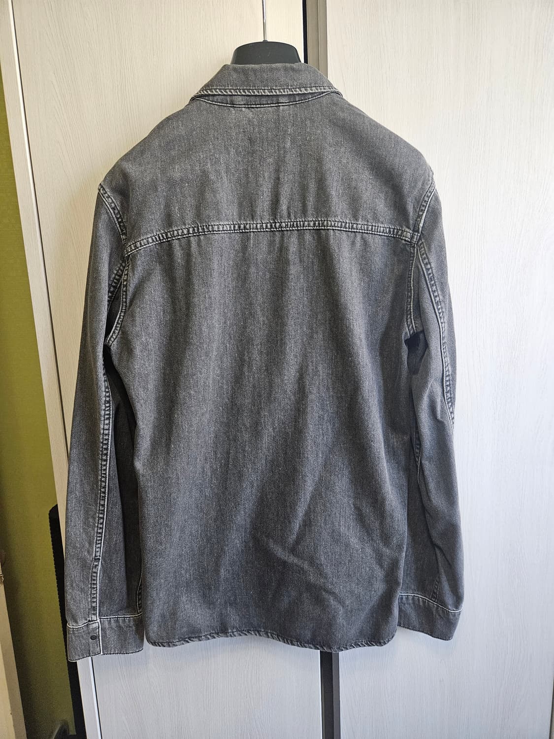 올세인츠 다크그레이 데님셔츠 새상품 100사이즈 상품이미지3