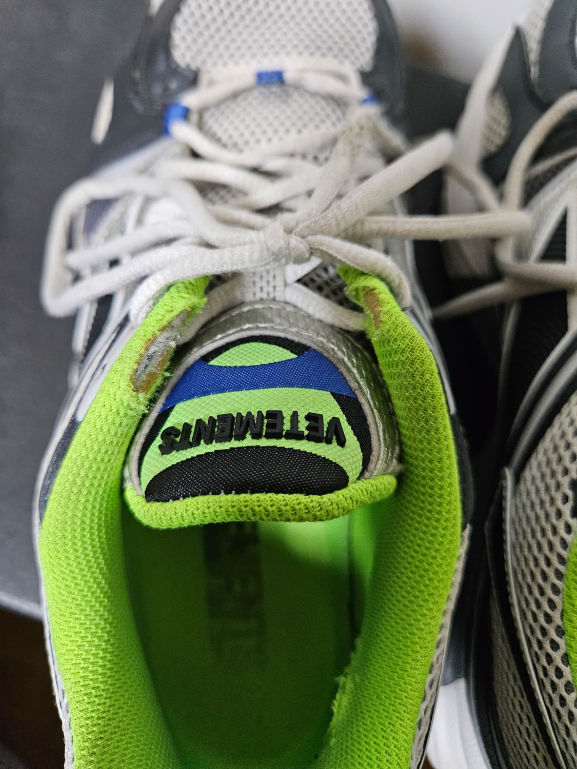 리복 베트멍 스파이크 러너 200 그레이 실버 265 상품이미지5