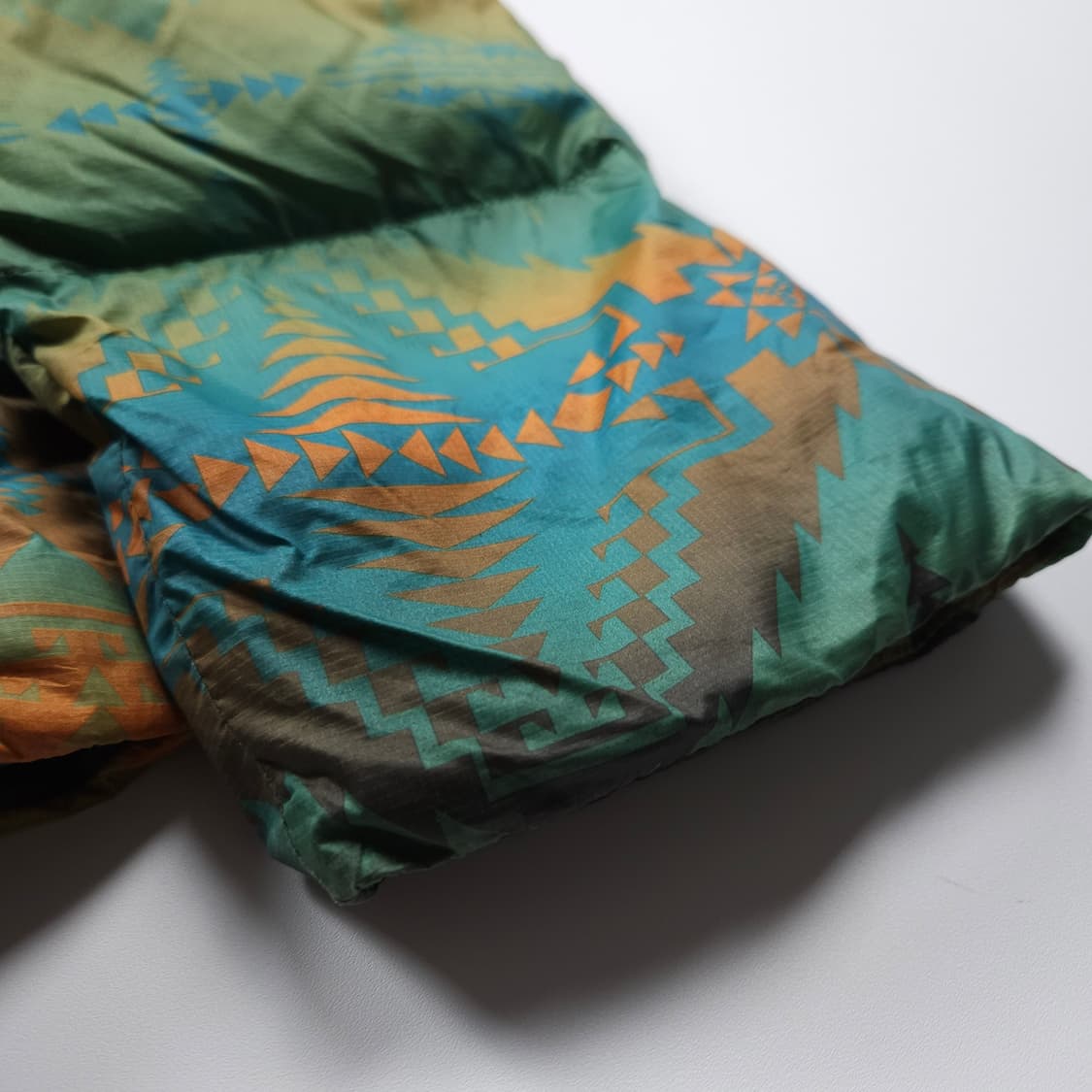 나이키 acg X 펜들턴 에스닉 나바호패턴 경량 다운 패딩 상품이미지6