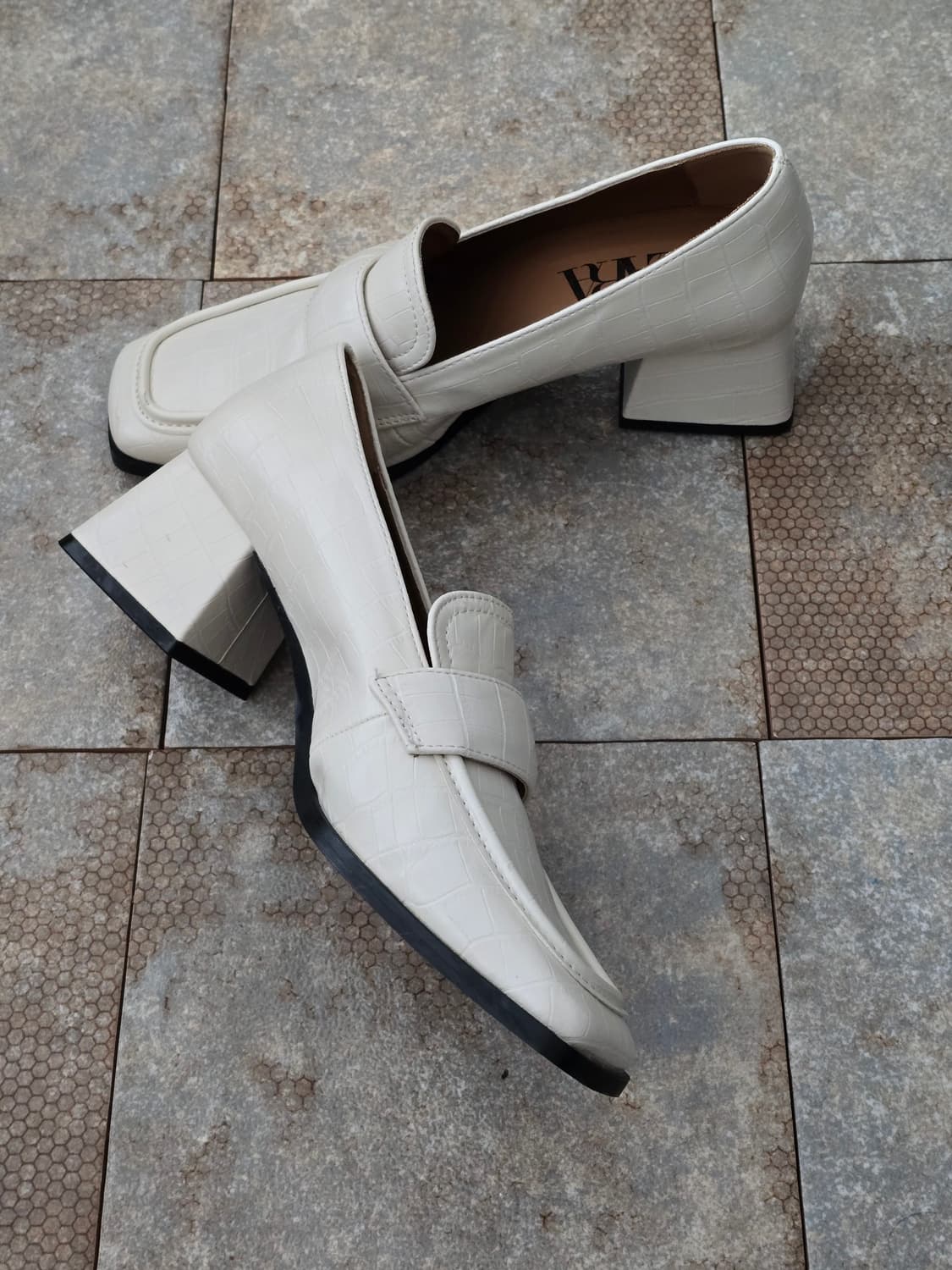 (235)자라 크로커 힐 로퍼 구두 상품이미지4