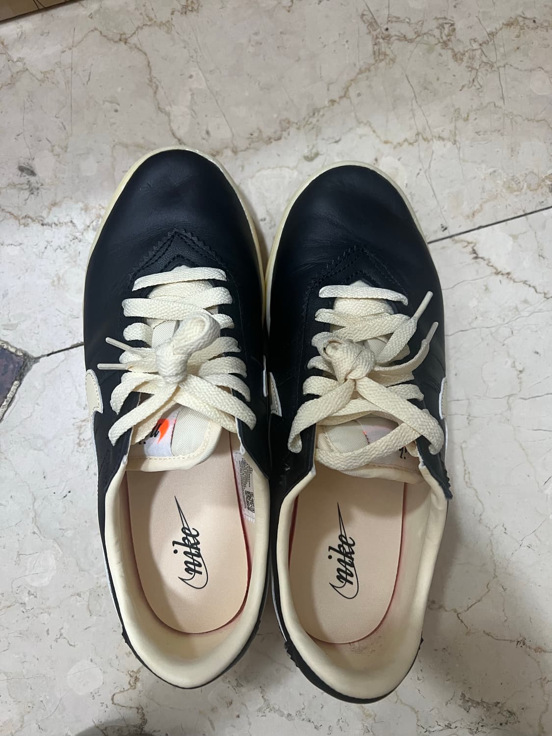 나이키 아스트로그래버 블랙 240사이즈 상품이미지2