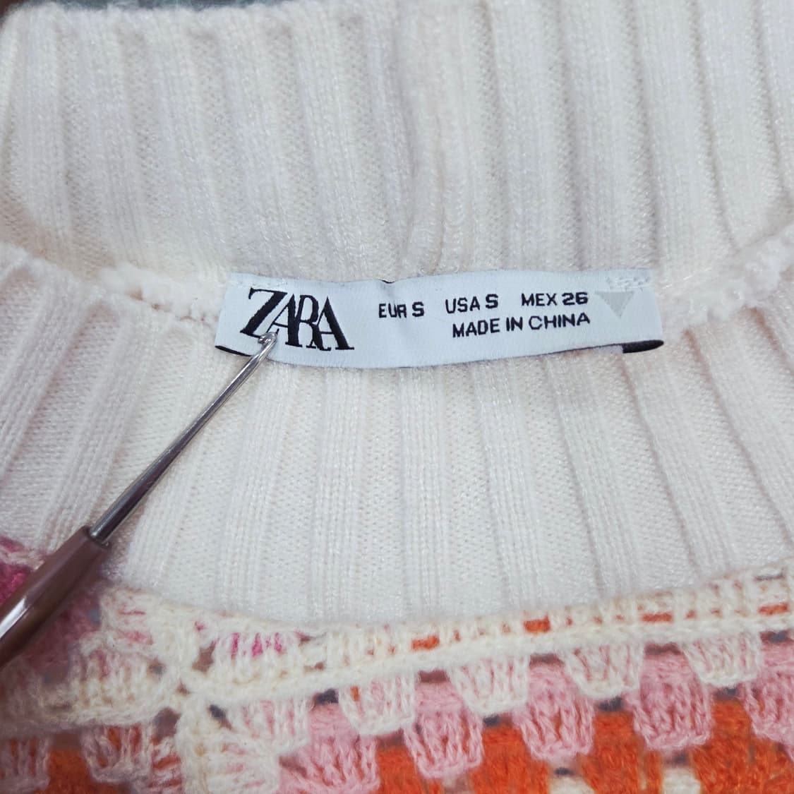 [ZARA] 자라 크로셰 플라워 니트 크롭 스웨터 상품이미지3