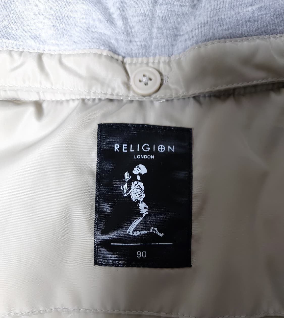 RELIGION 런던 여성 숏 패딩 보머넥 점퍼 (90)

 상품이미지6