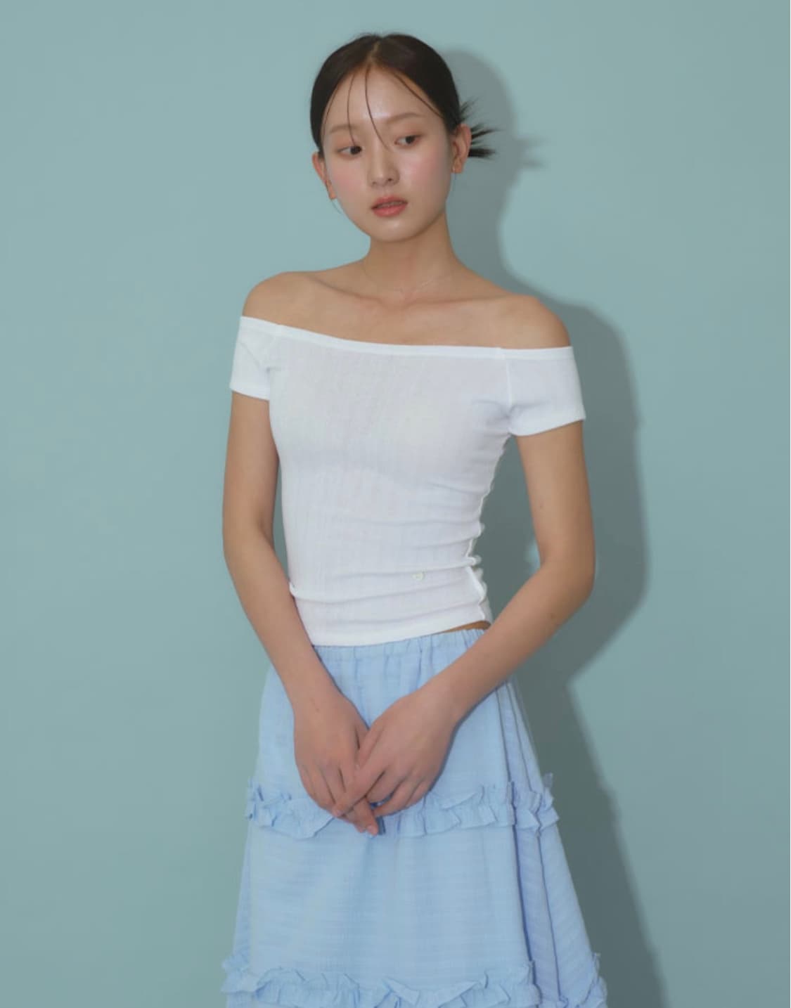 어윗 반팔 오프숄더 soft raglan t-shirt white 상품이미지1