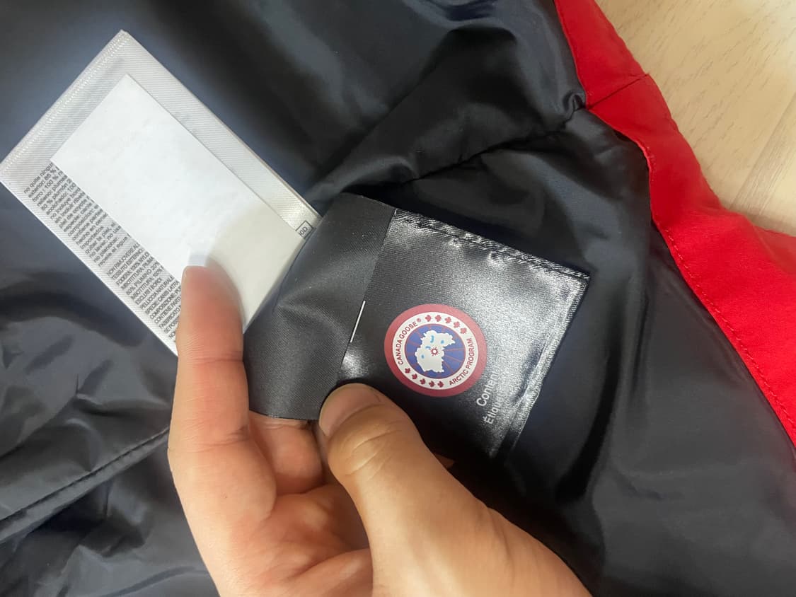 캐나다 구스 조끼패딩 판매합니다. 상품이미지7