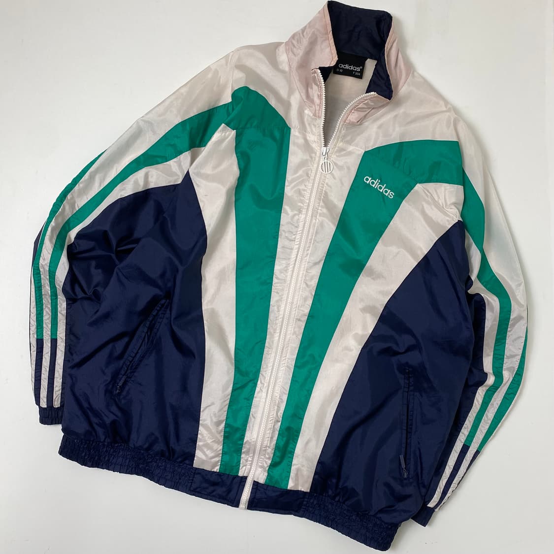 아디다스 바람막이 상품이미지2