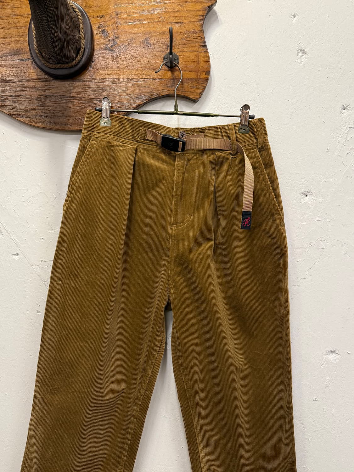 27) GRAMICCI Brown Corduroy Pants 상품이미지3