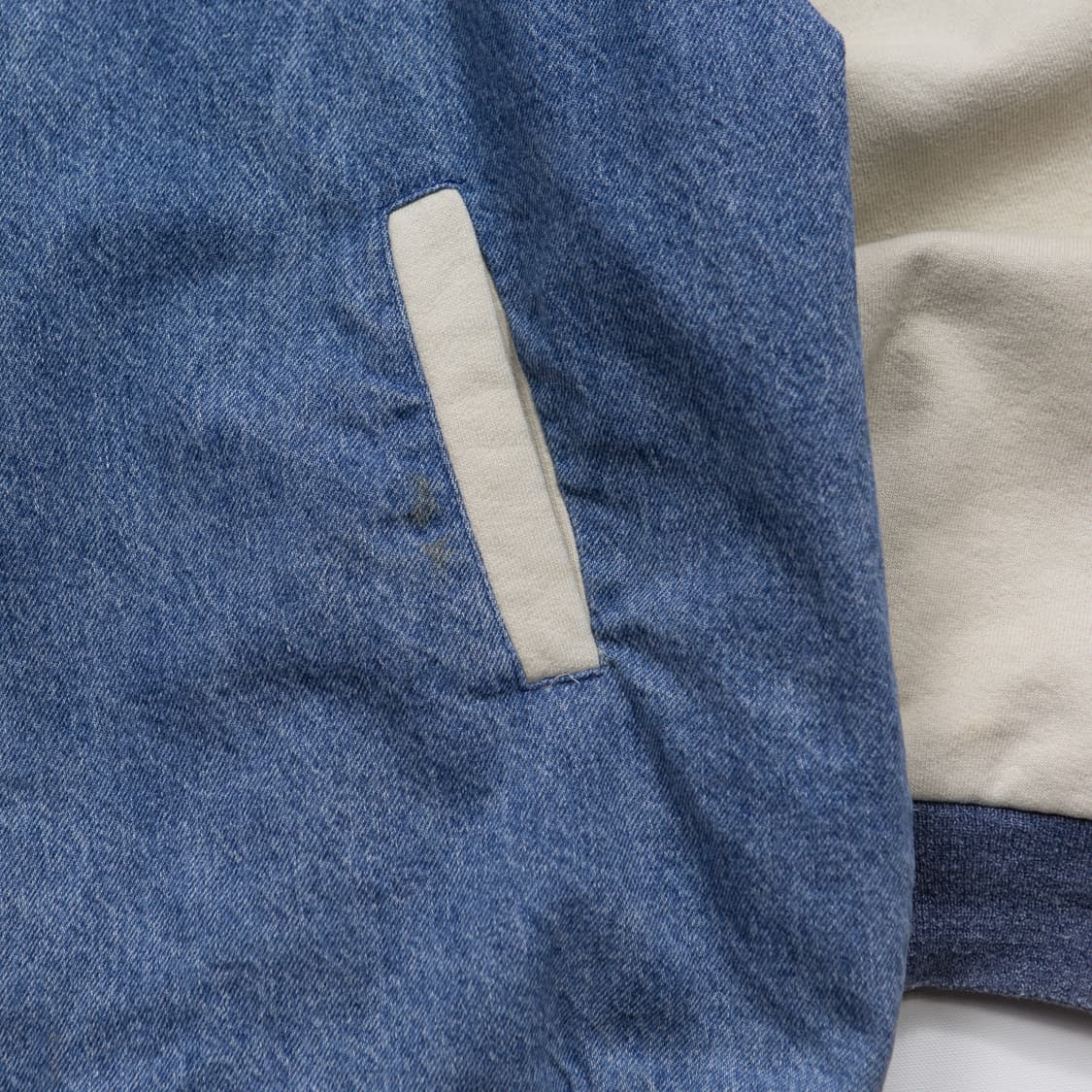 90s 프룻 오브 더 룸 데님 바시티 자켓 상품이미지3