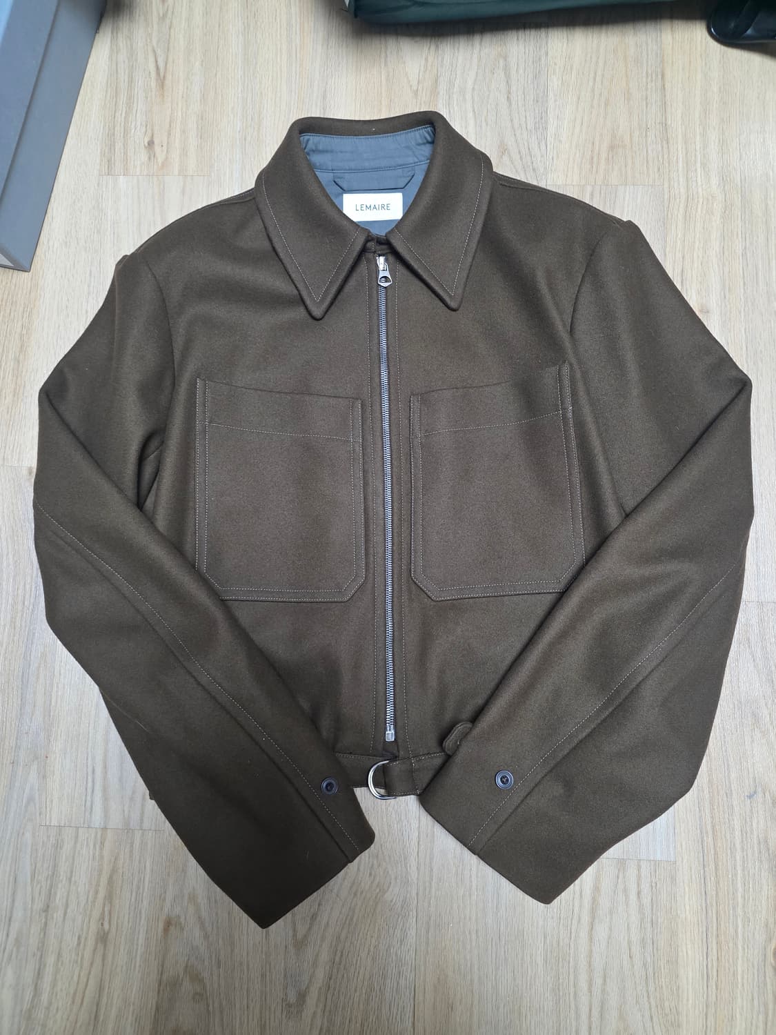 르메르 20fw 울 블루종 브라운 44사이즈 판매합니다. 집업 자켓 상품이미지3