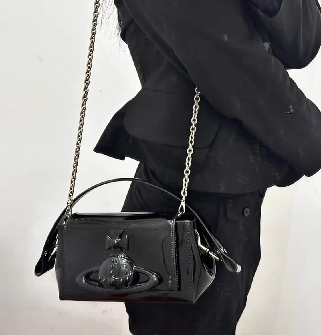 비비안웨스트우드 헤이즐 숄더백 상품이미지9