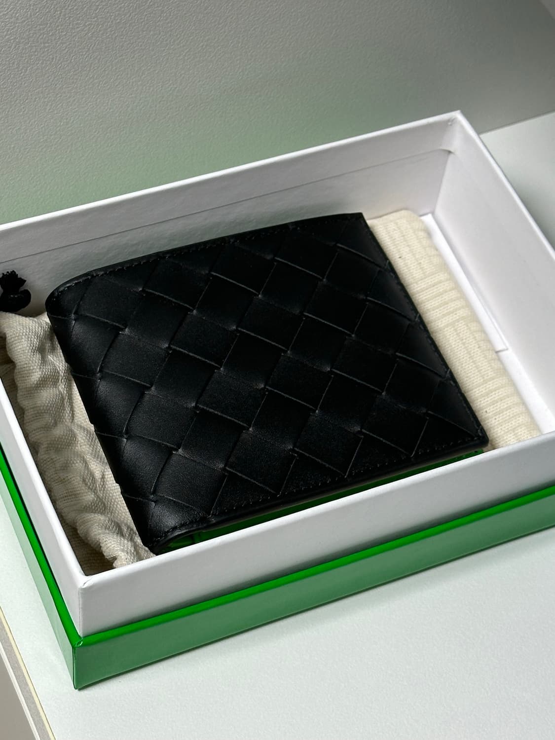 보테가베네타 반지갑 블랙 그래스 새상품 상품이미지3