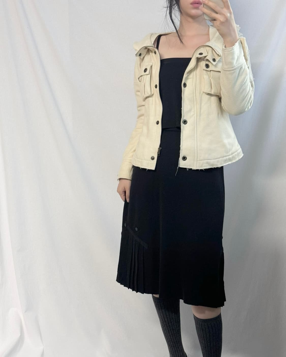 사이드 버튼 플리츠 디테일 울 스커트 상품이미지8