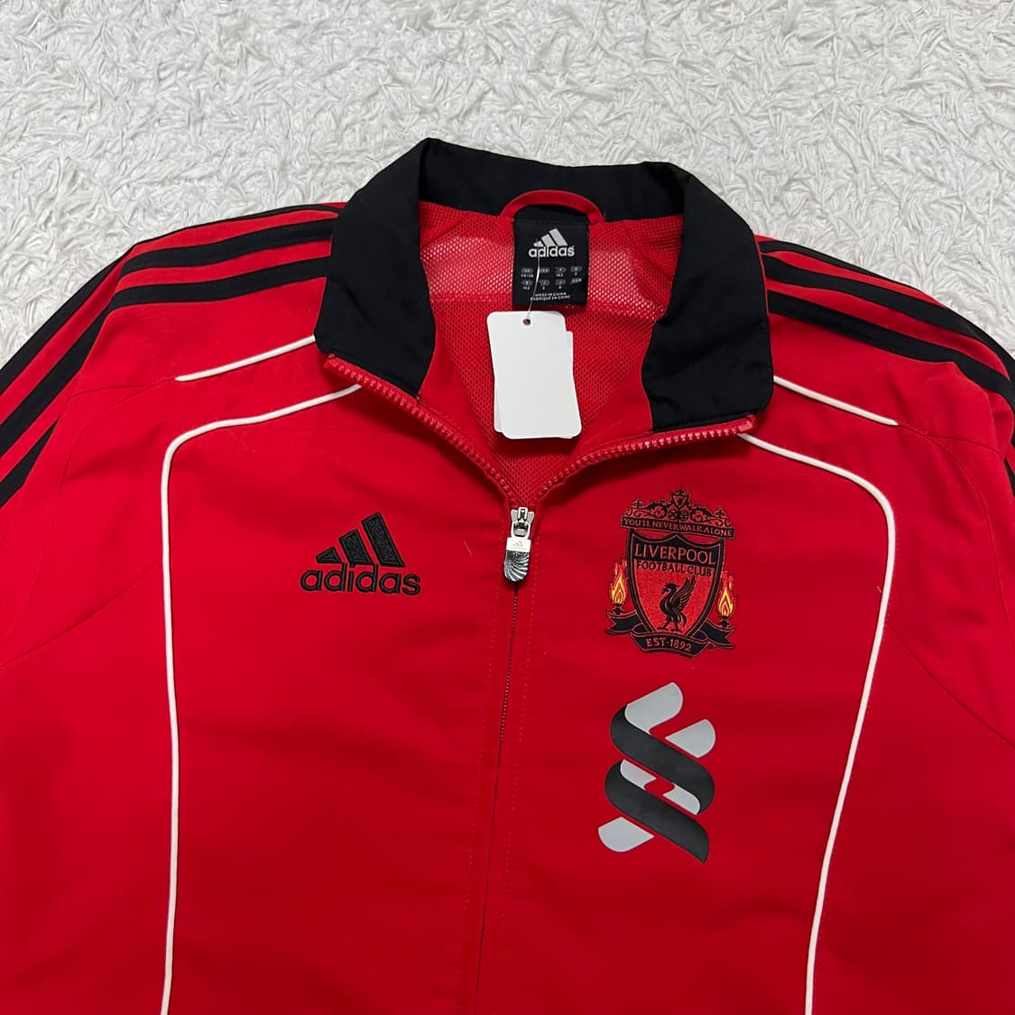 Adidas Liverpool windbreaker 상품이미지5