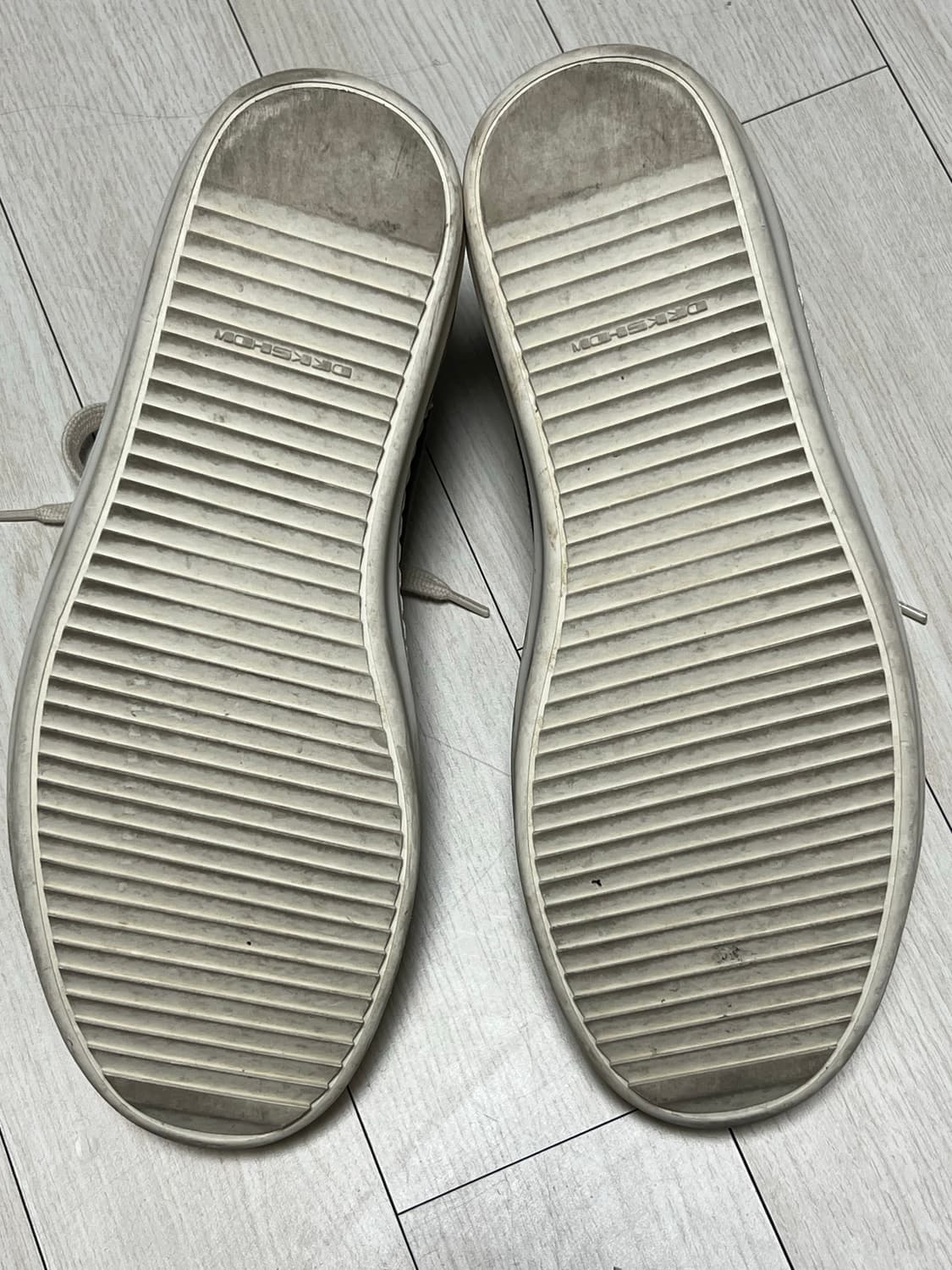 릭오웬스 다크쉐도우 빈티지스니커즈 다크더스트 펄 밀크 화이트 41사이즈 상품이미지9