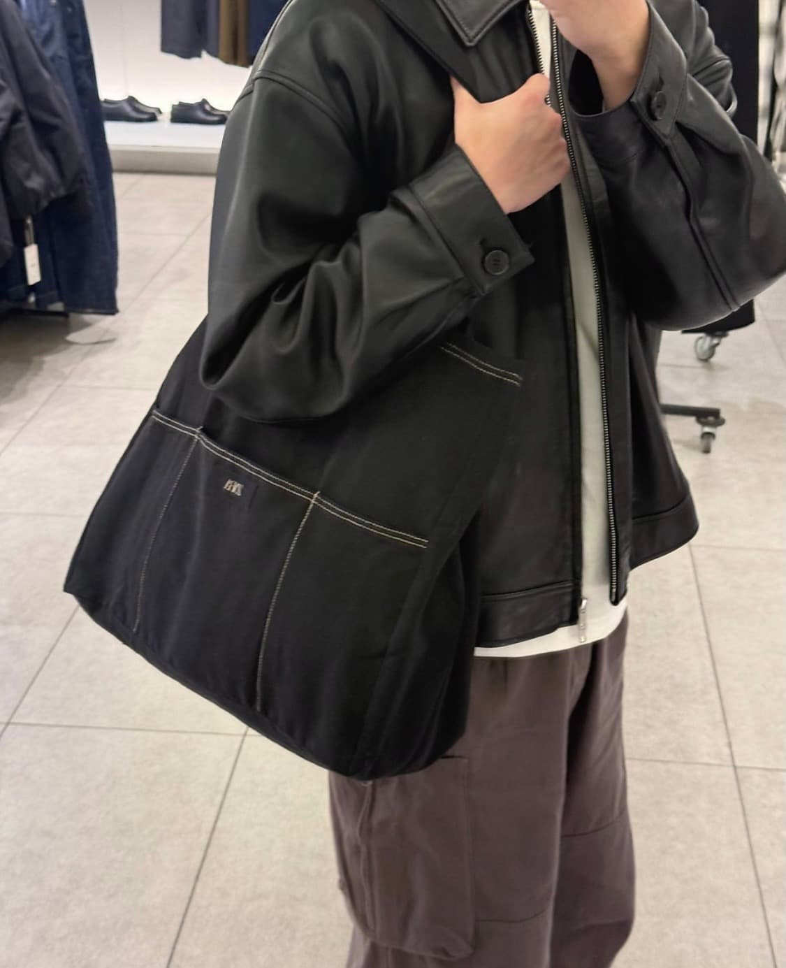 <새상품>ZARA 자라 에코백 블랙 토트백 빅백 여행가방 남녀공용 상품이미지3