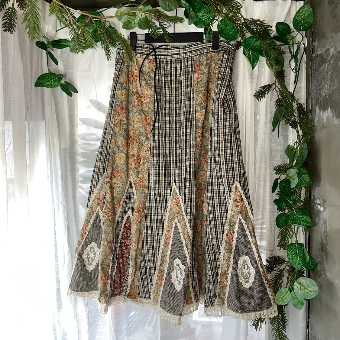 모리패치 레이스 스커트 (허리끈조절) 상품이미지2