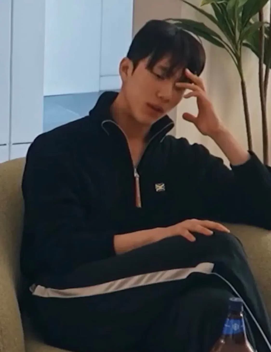 (M)세터 블랙 니트집업 상품이미지1