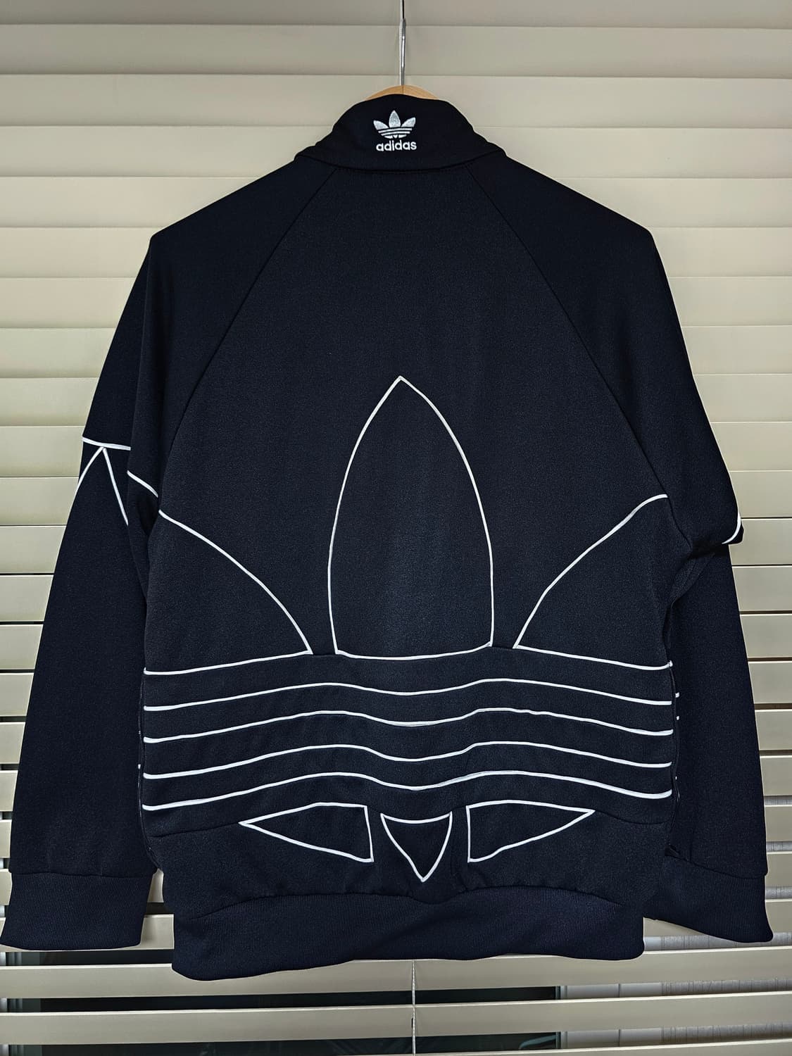 아디다스 빅트레포일 트랙탑 져지 M 상품이미지3