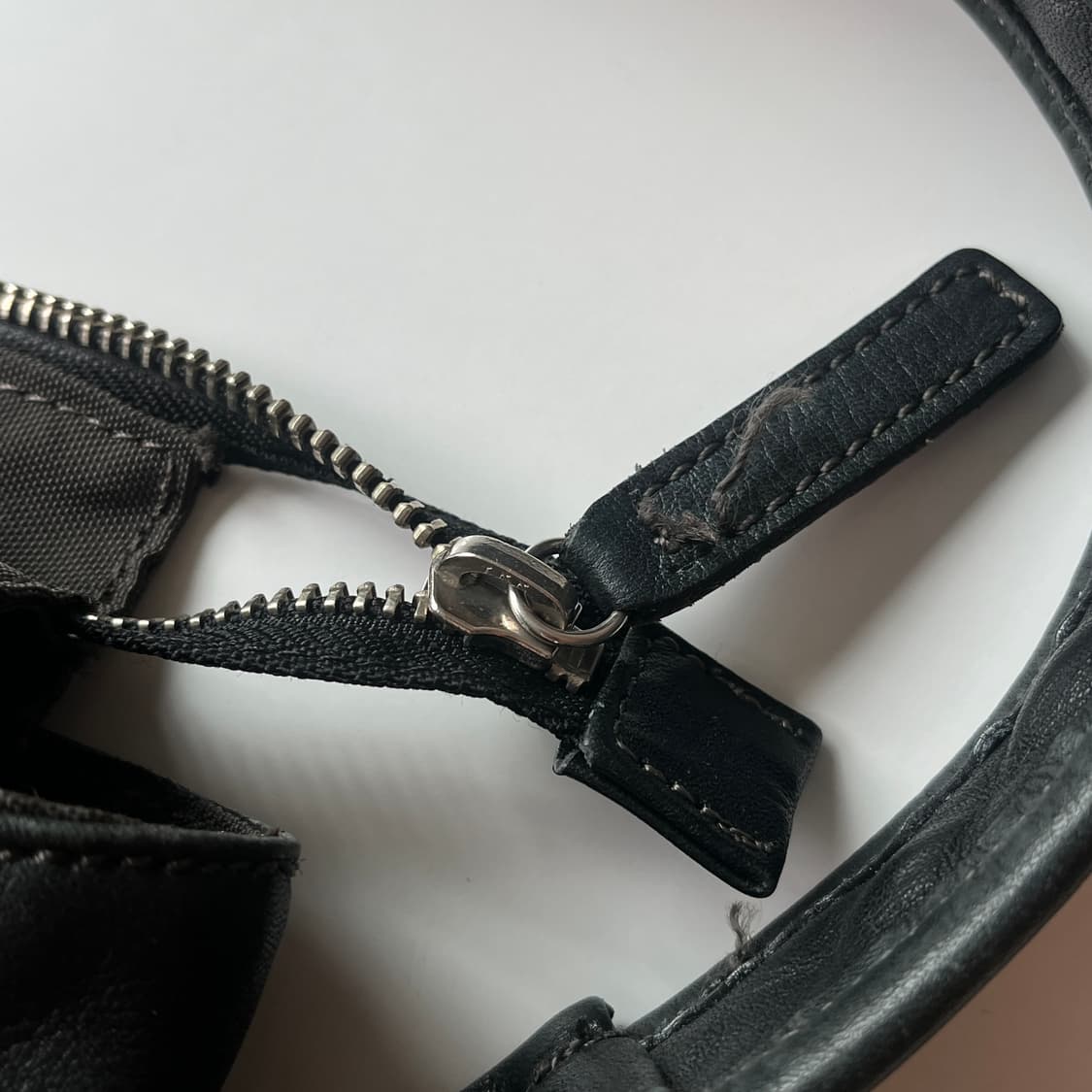 Margaret Howell Leather Shoulder Bag 상품이미지10