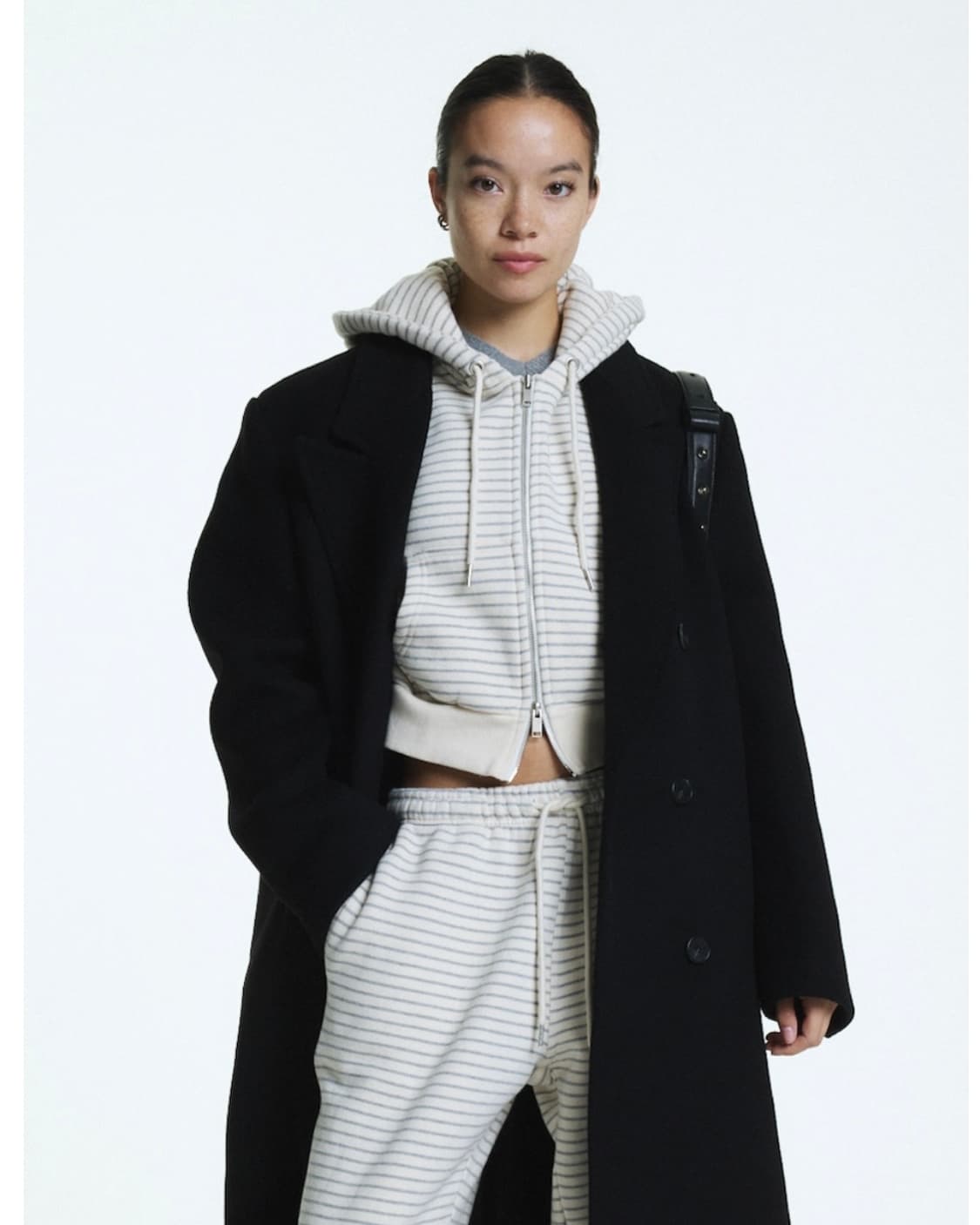 (2회착용) 글로니 G CROP ZIP UP(STRIPE) 후드집업 상품이미지2