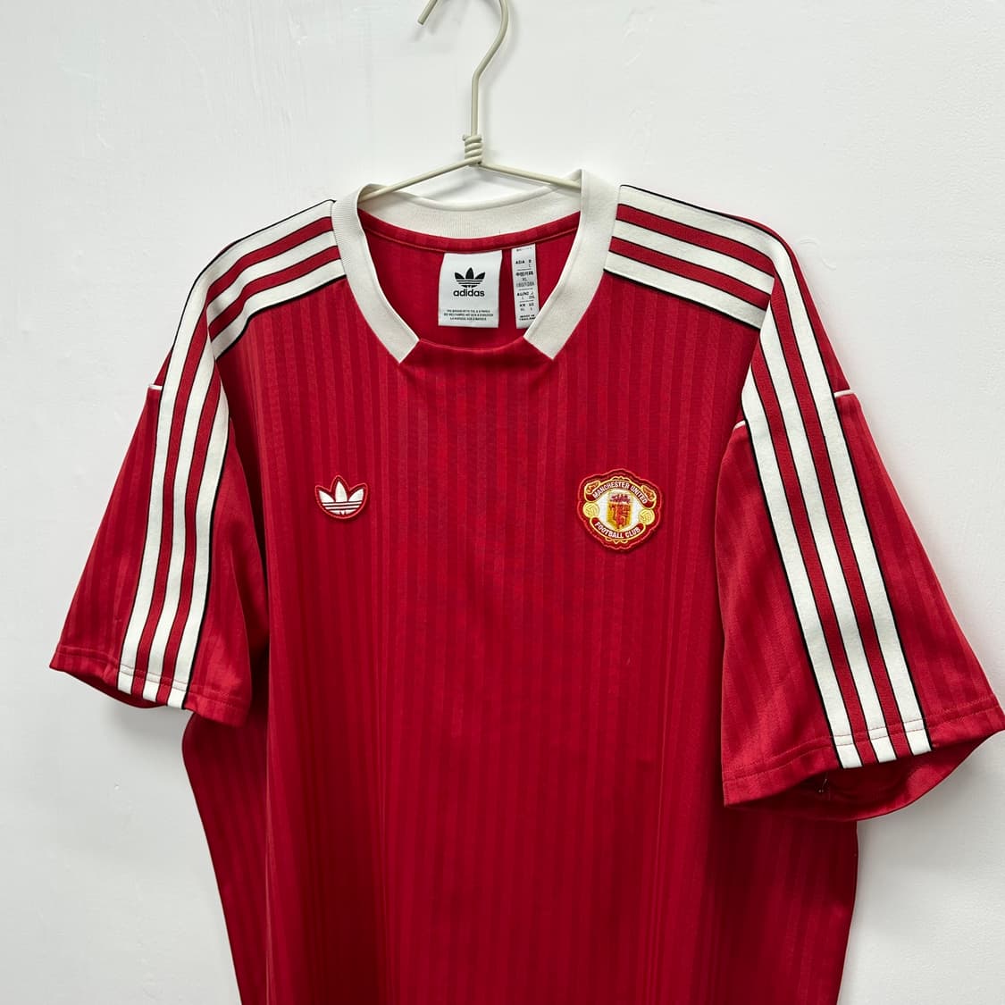 아디다스 맨유 2025 아이콘 져지 XL 상품이미지2