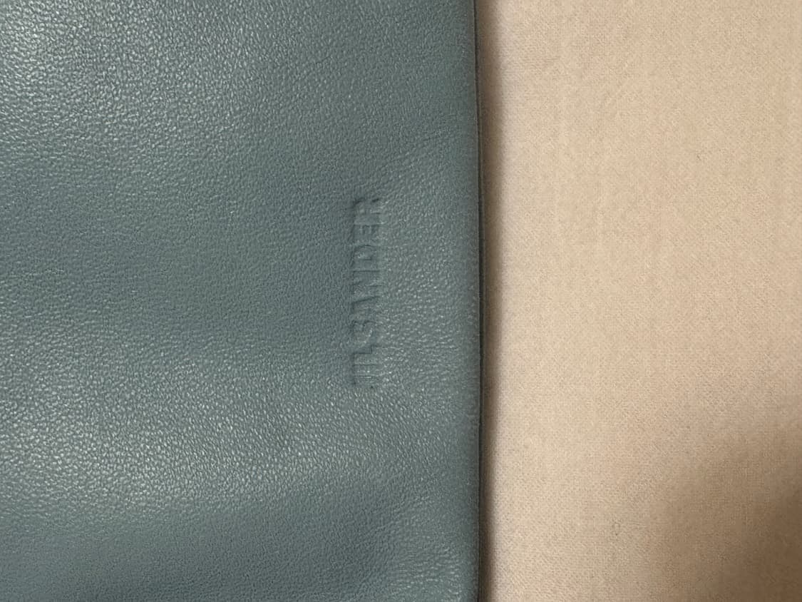 질샌더 드로스트링 레더 숄더백 하늘색 상품이미지5