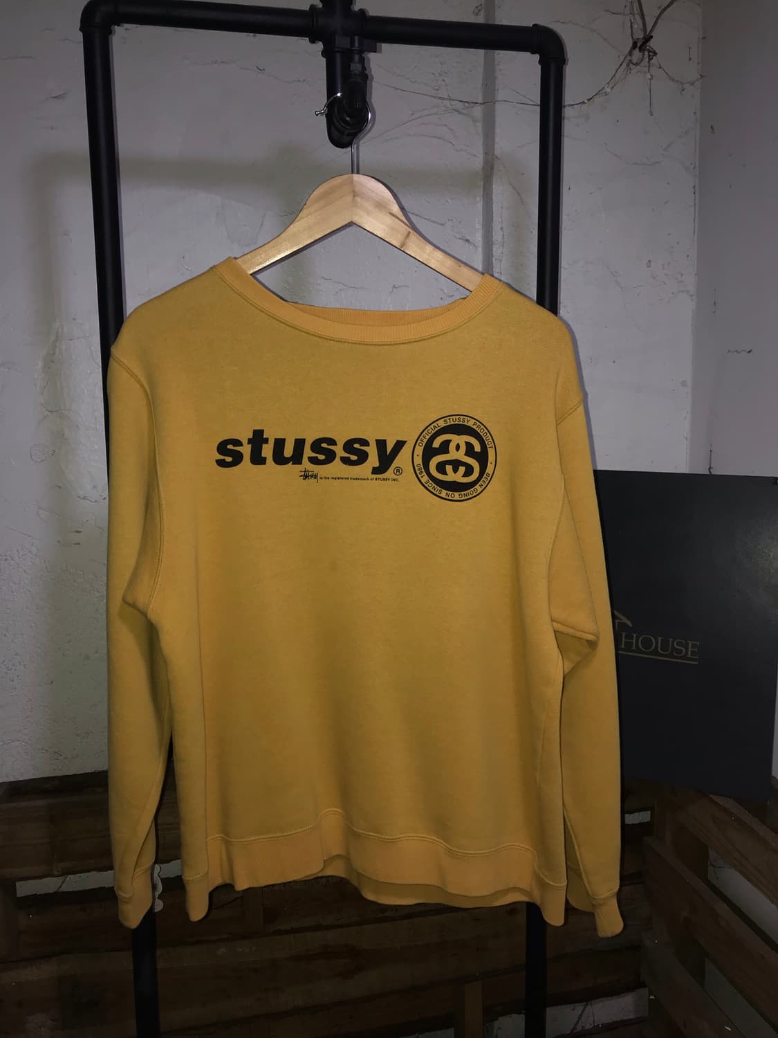Stussy Yellow Sweatshirt 상품이미지1