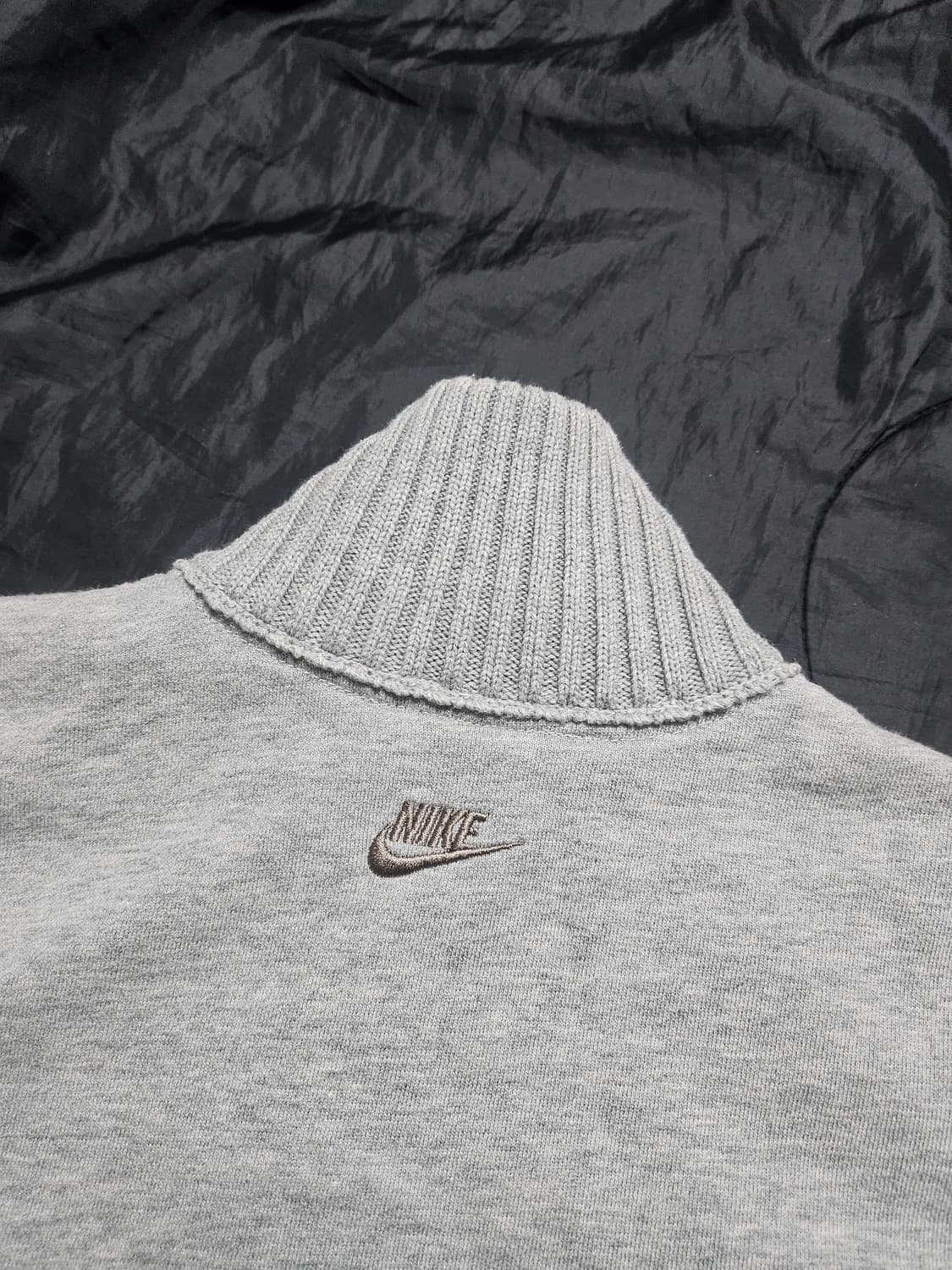 Nike 딱붙핏 그레이 시보리 니트 집업 상품이미지7