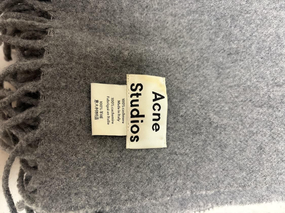 아크네 스튜디오 캐시미어 100% 머플러 상품이미지2