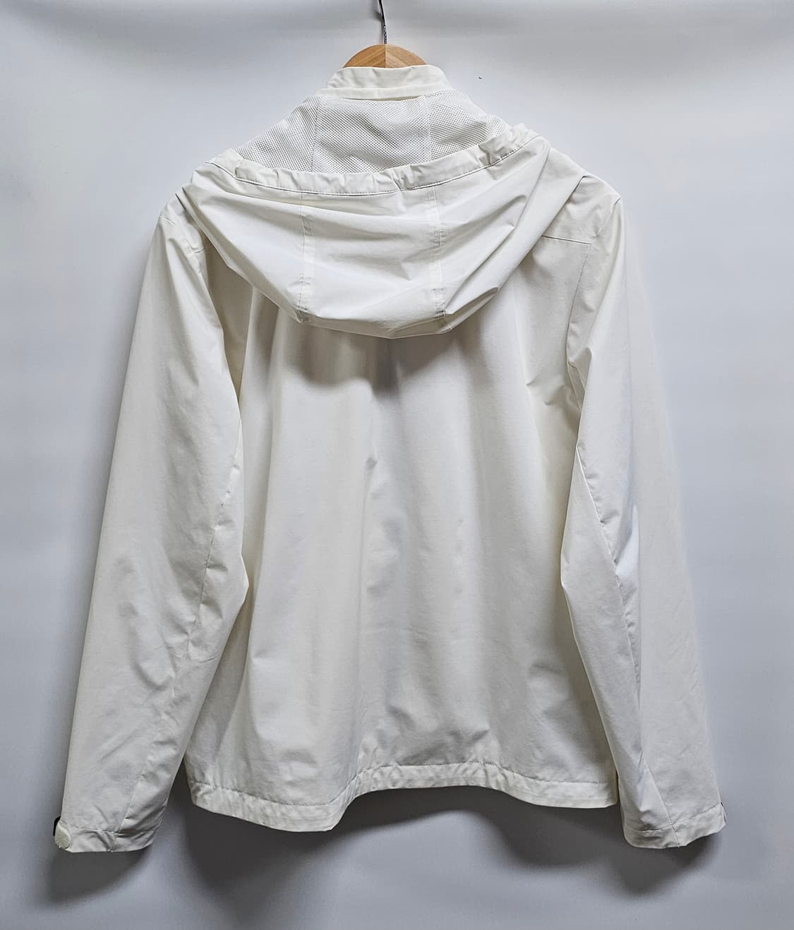 데상트골프 후드 바람막이 자켓 100 상품이미지2