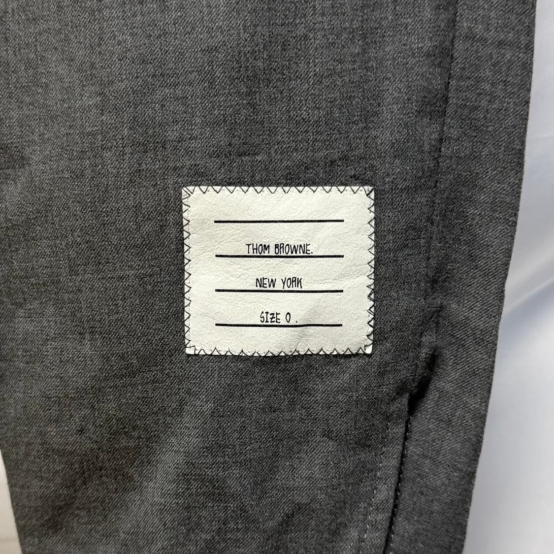 [S급/0] 톰브라운 사선완장 플레인 위브 트랙 팬츠 상품이미지4