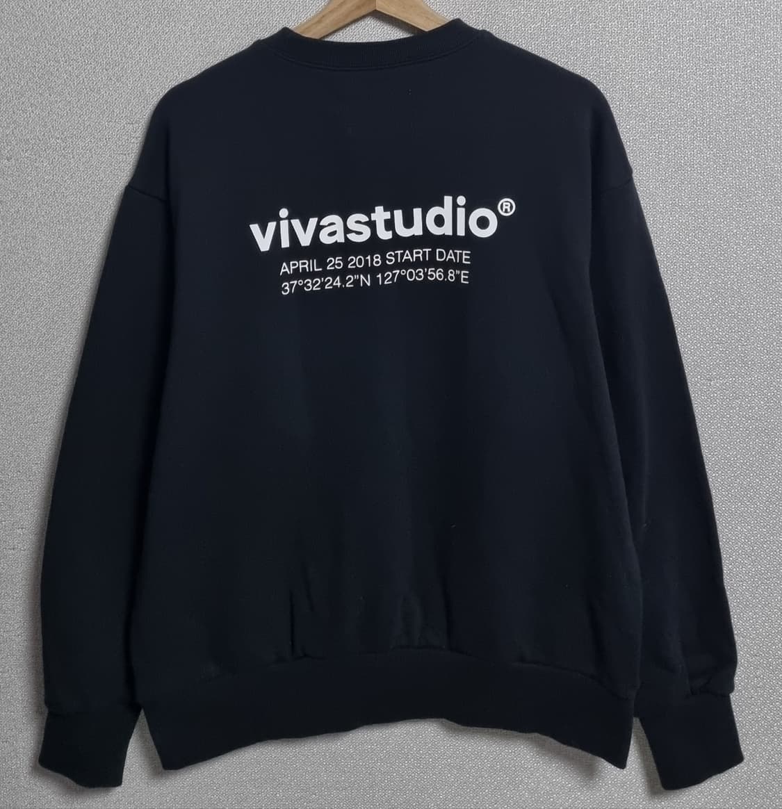 오버핏 M ) 비바스튜디오 블랙 맨투맨 상품이미지2