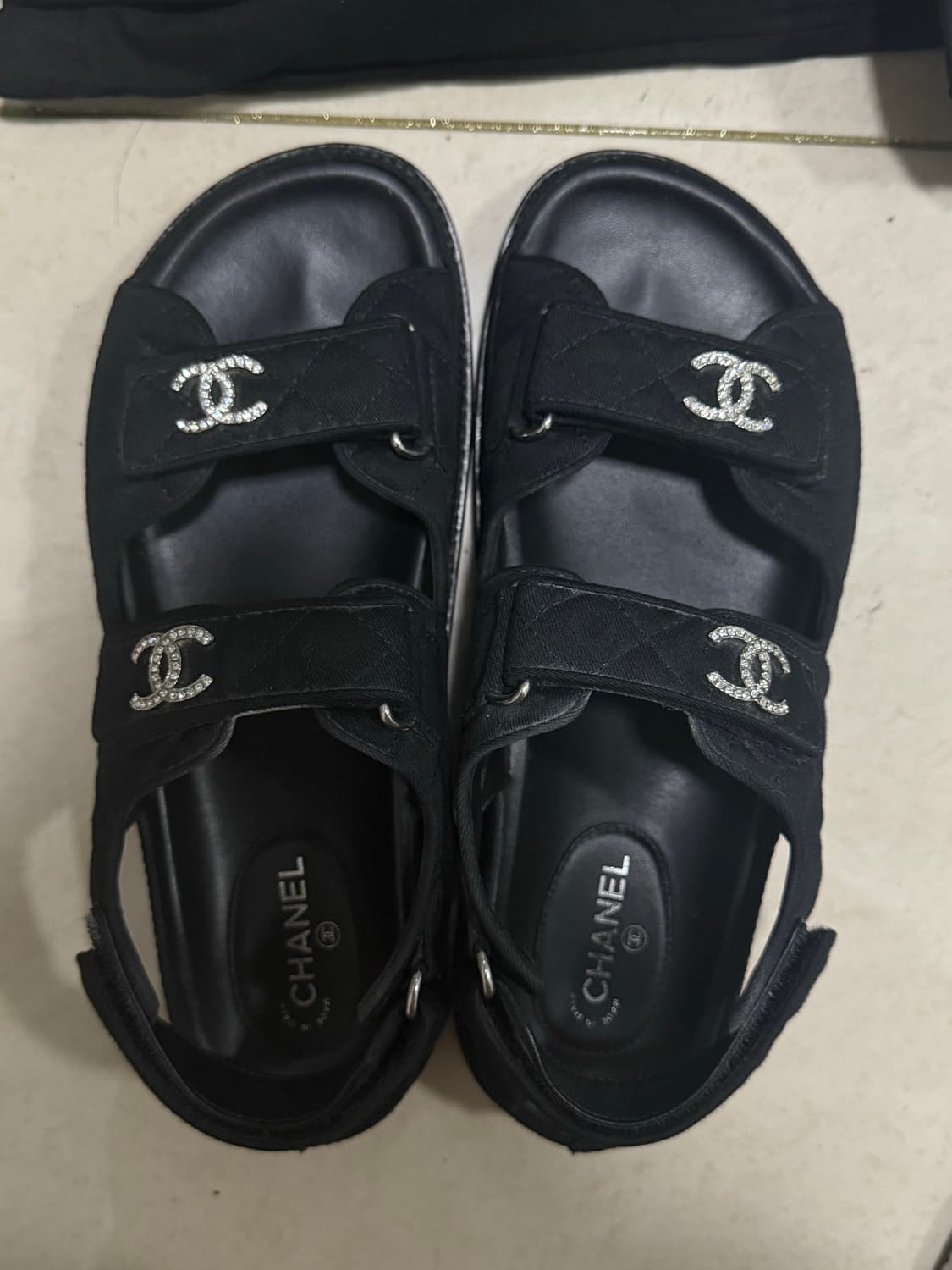 샤넬 벨크로 샌들 상품이미지2