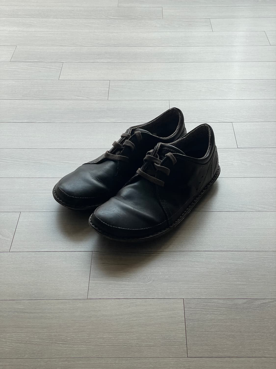 파타고니아 loulu 룰루 레더 슈즈 벨벳 브라운 상품이미지1