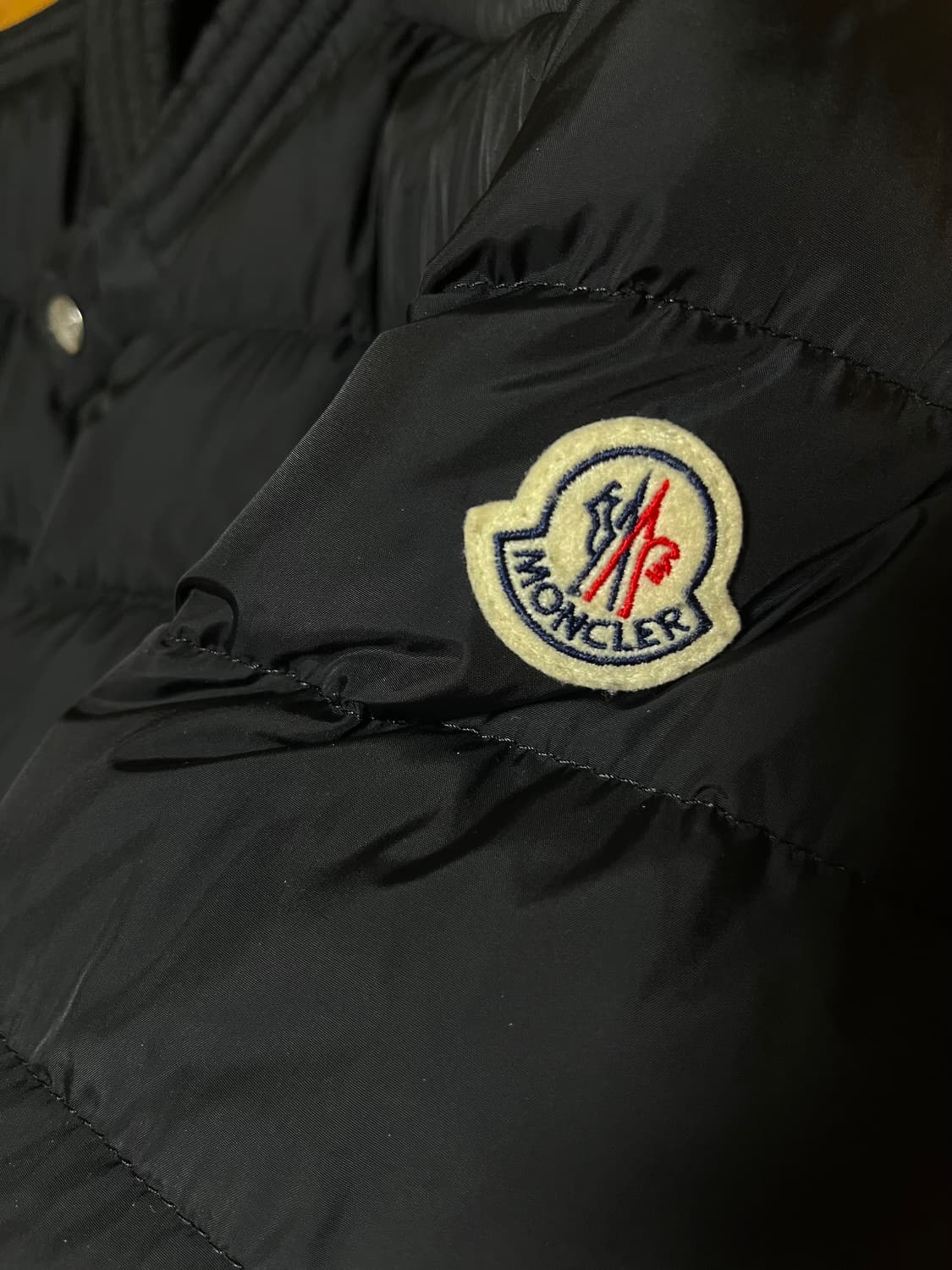 [4] 몽클레어 아미오 바이커 패딩 상품이미지5