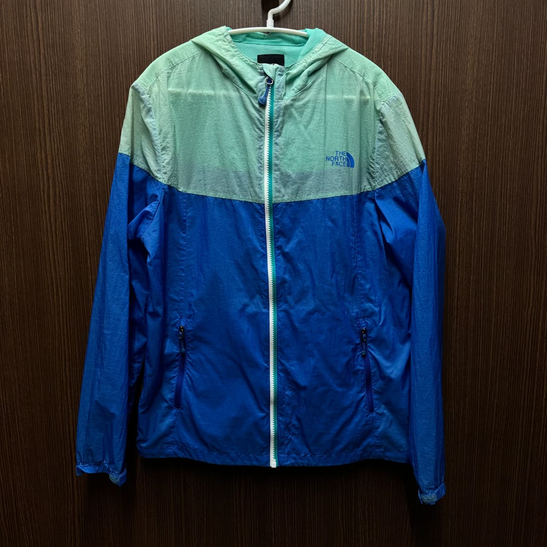 노스페이스 경량 바람막이 170 상품이미지1