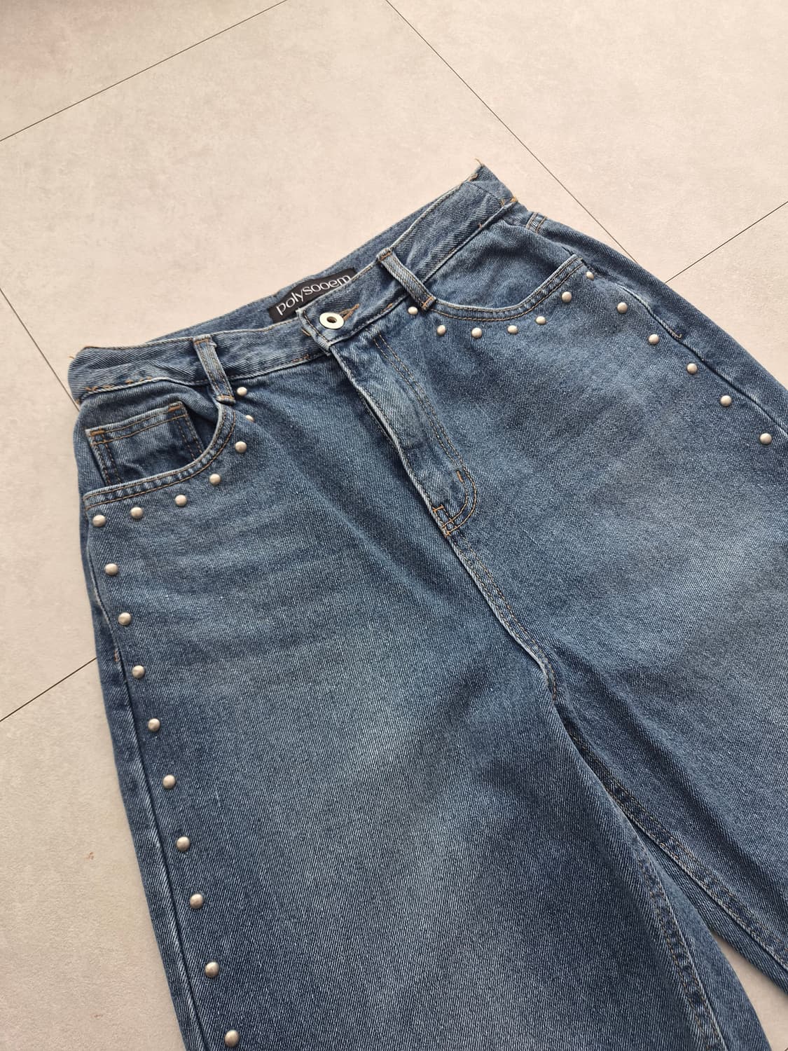 폴리수엠 스터드 데님팬츠 1사이즈 상품이미지1