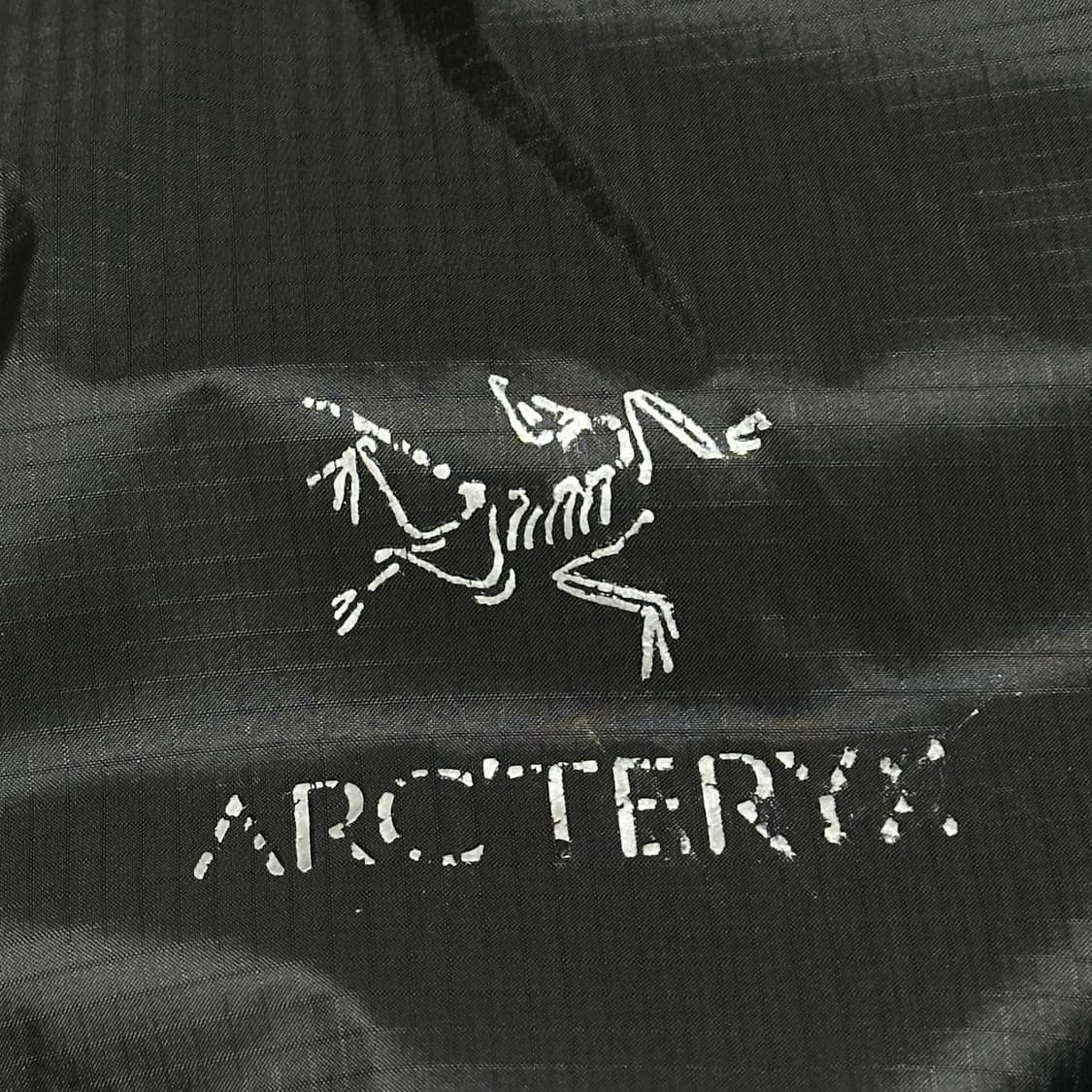 XS 아크테릭스 파이어비 고어텍스 블랙 패딩 상품이미지7