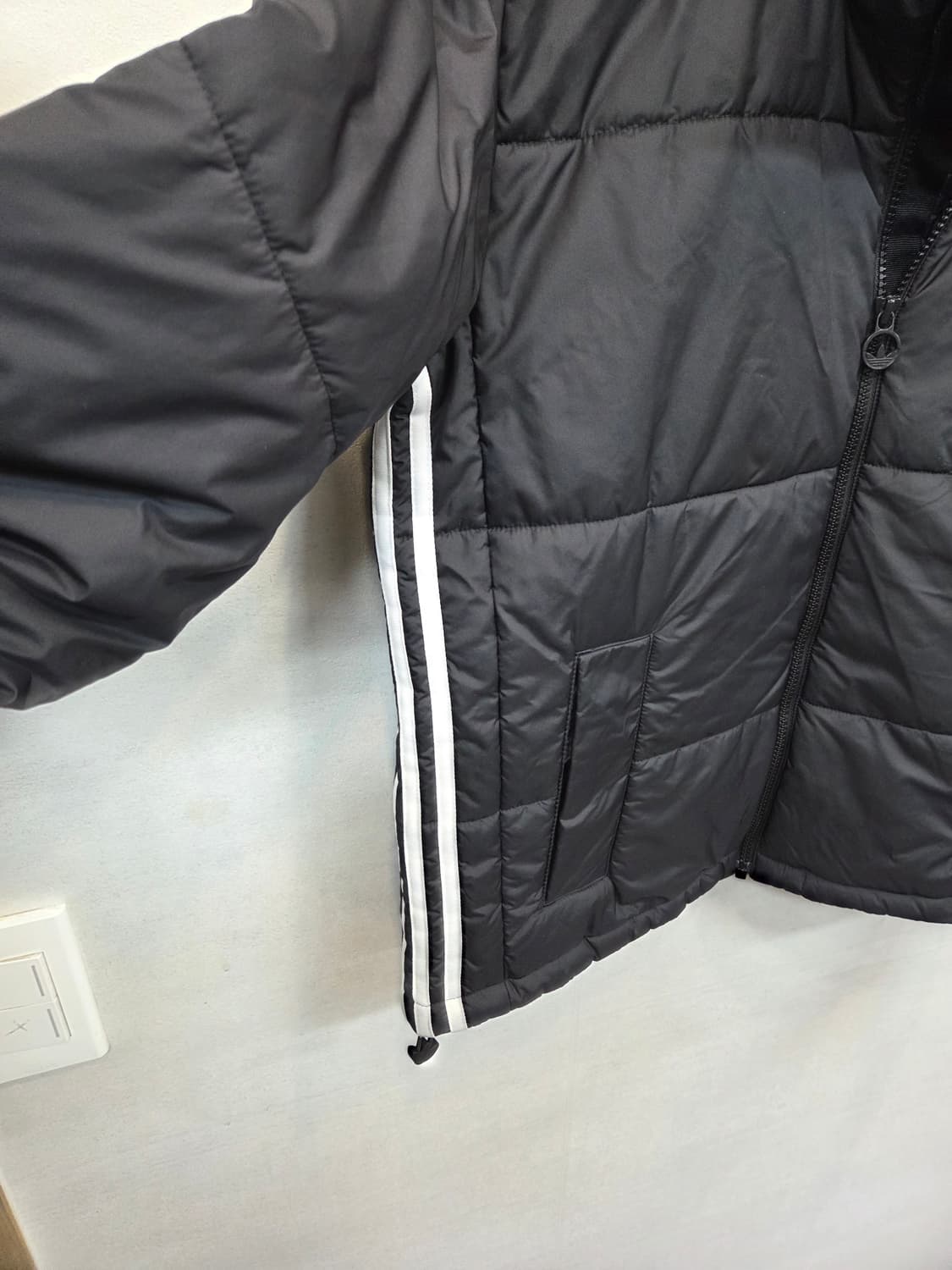 아디다스 숏 푸퍼 경량 패딩 s 상품이미지6