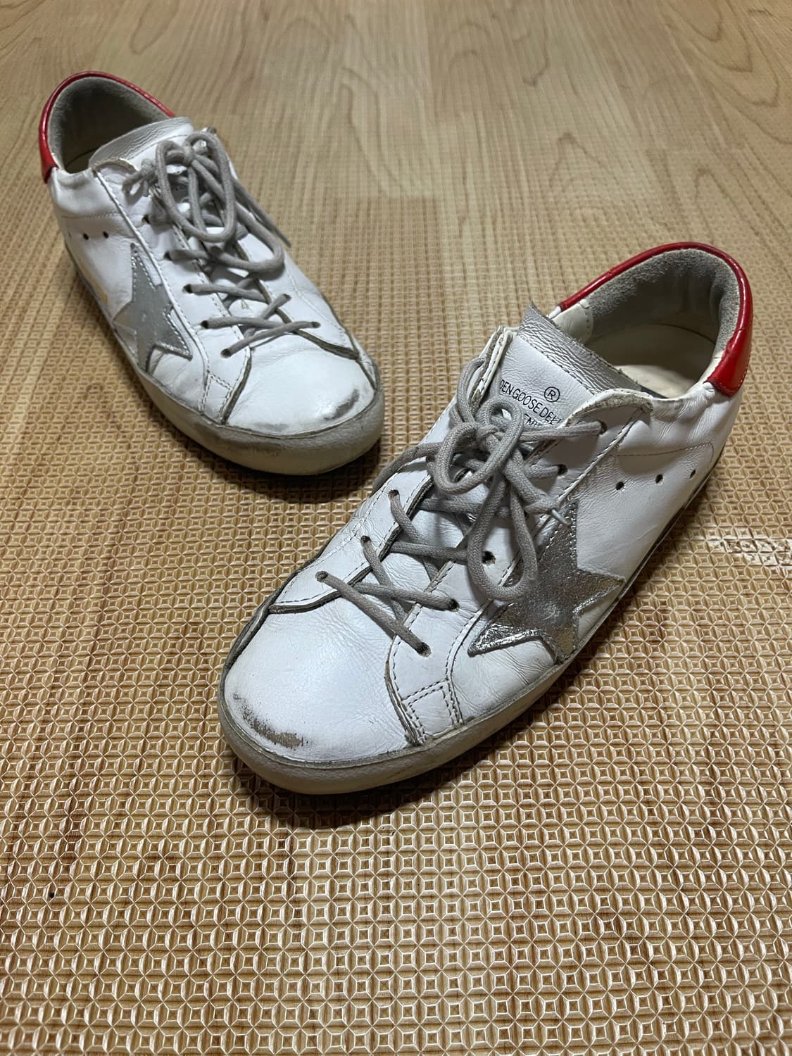 36 골든구스 슈퍼스타 레드탭  상품이미지1