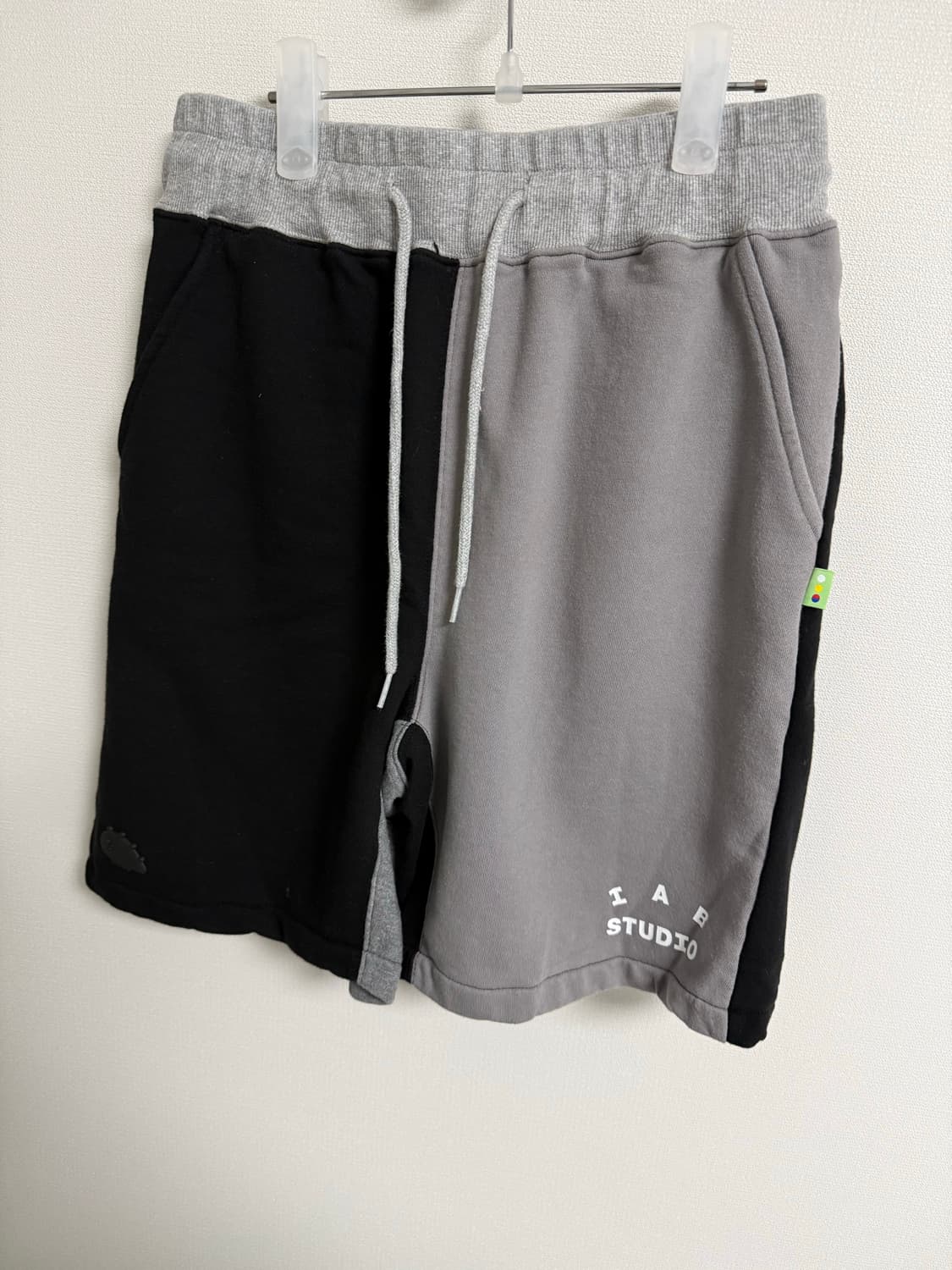 아이앱스튜디오 니니즈 반바지 상품이미지1